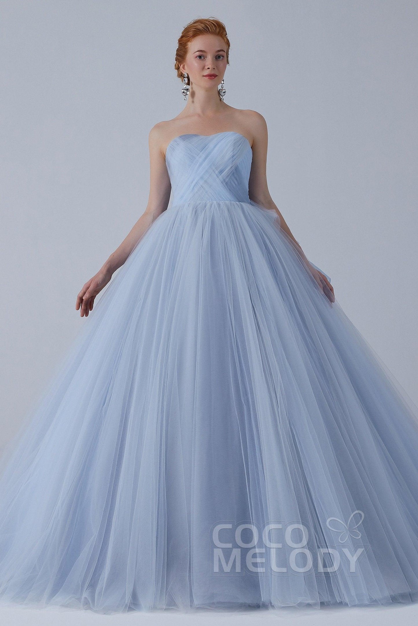Ball Gown Court Train Tulle Wedding Dress CW2156 - COCOMELODY