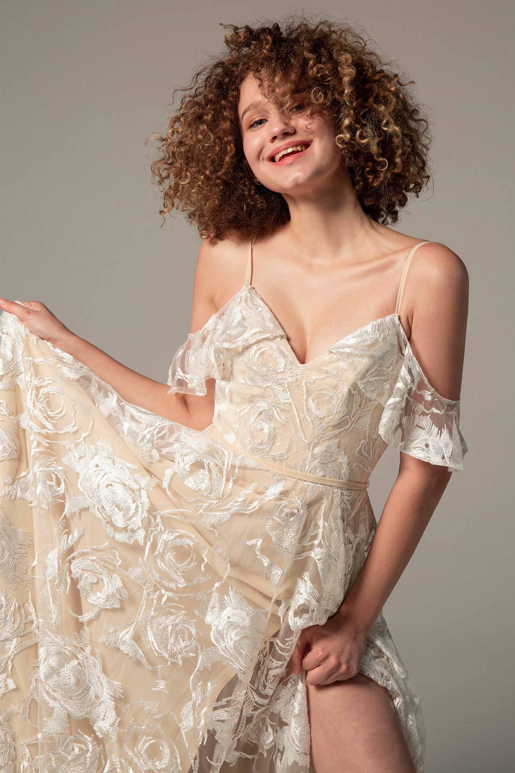 A-Line Court Train Lace Wedding Dress CW2224 - COCOMELODY
