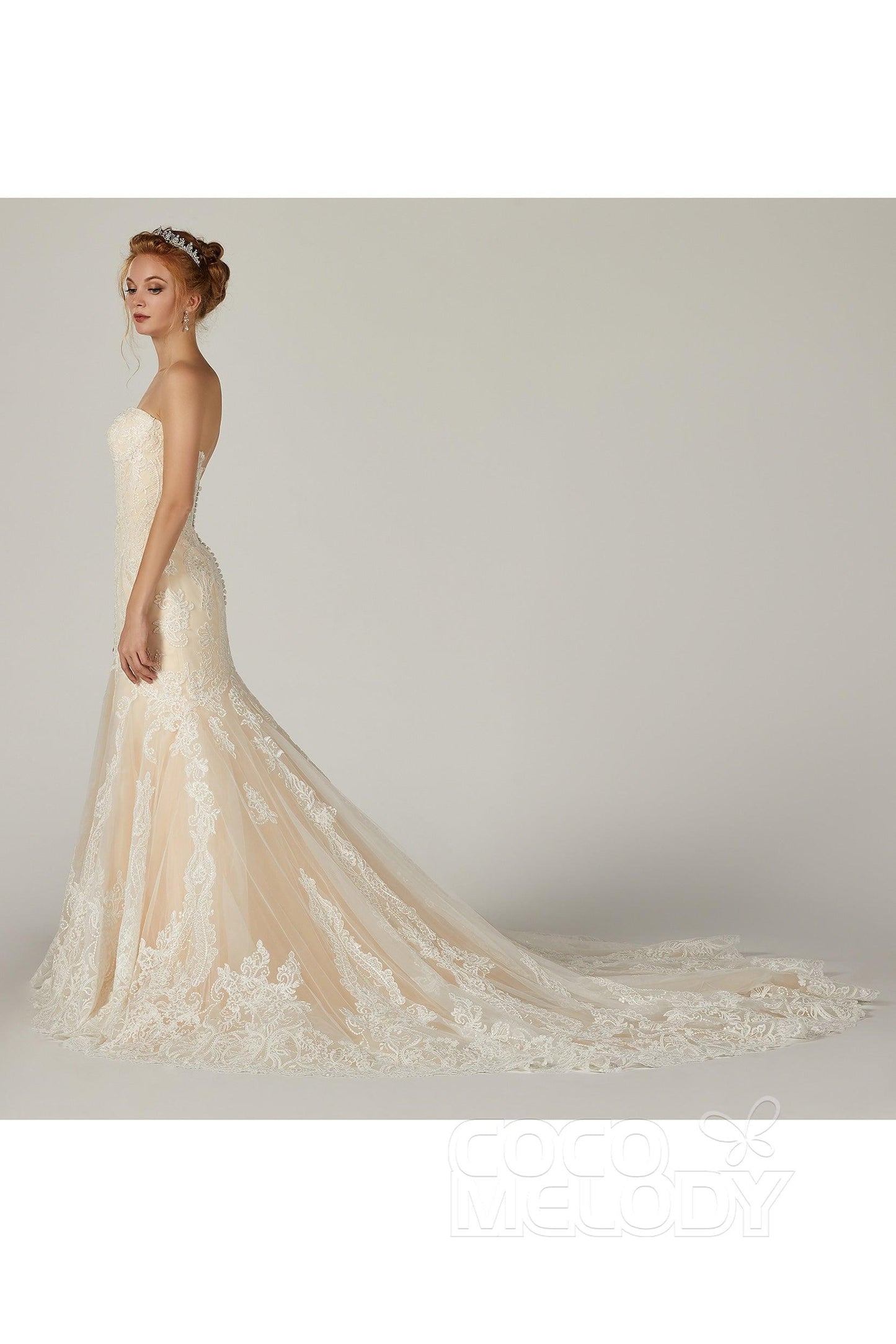 Trumpet-Mermaid Chapel Train Tulle Wedding Dress CW2298 - COCOMELODY