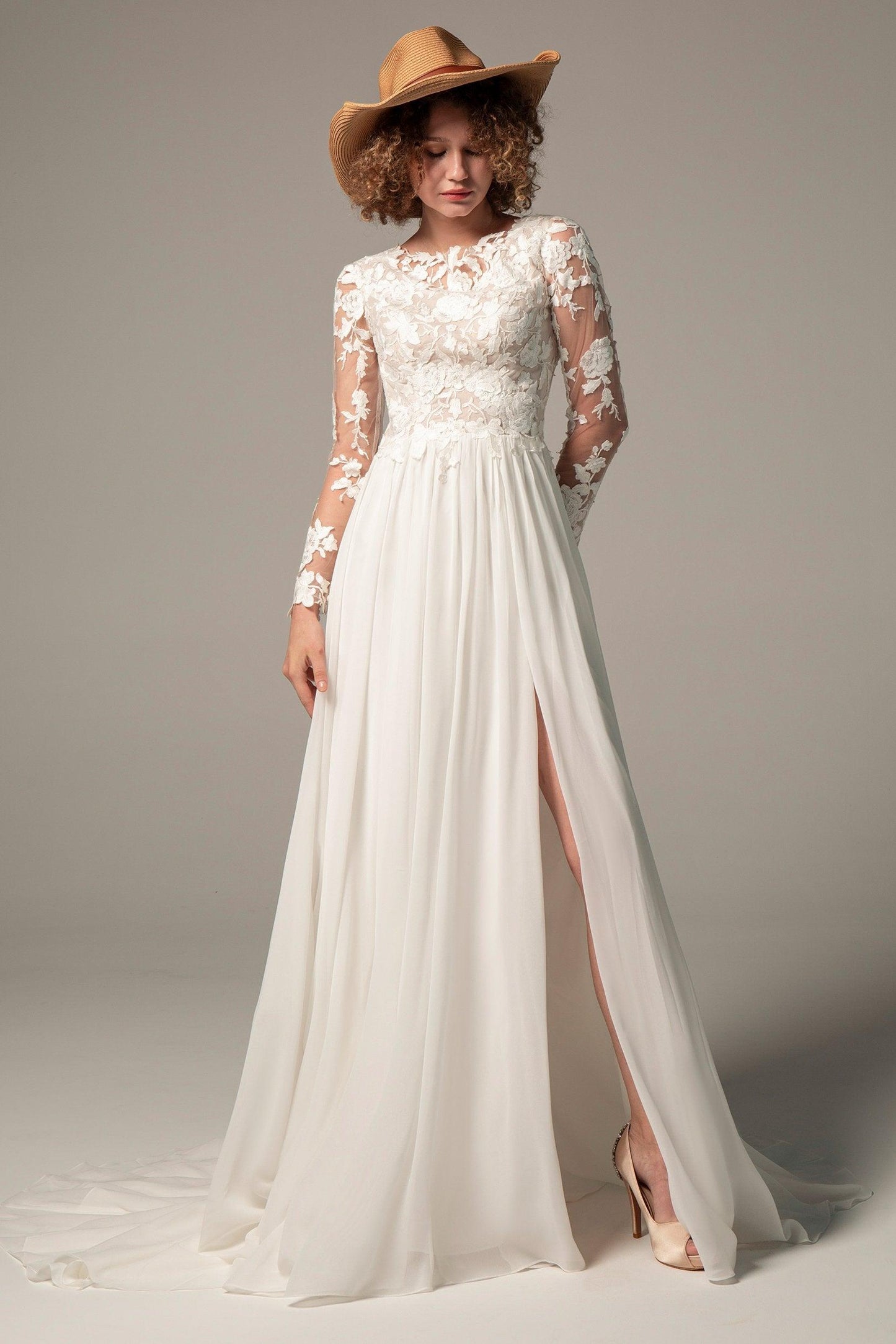 A-Line Court Train Chiffon Lace Wedding Dress CW2352 - COCOMELODY