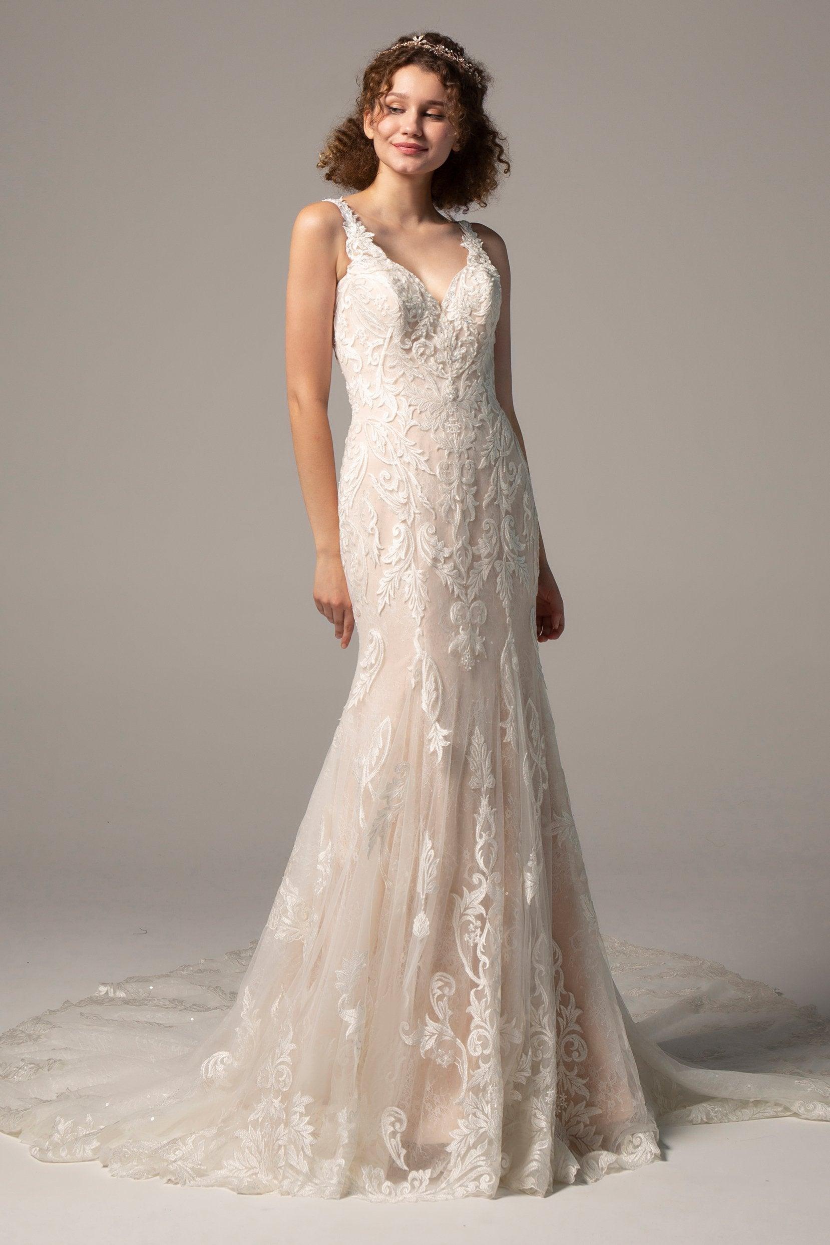 Trumpet-Mermaid Cathedral Train Tulle Wedding Dress CW2375 - COCOMELODY