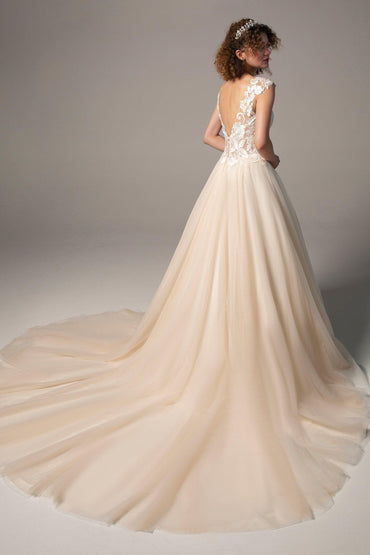 A-Line Chapel Train Tulle Wedding Dress CW2385 - COCOMELODY