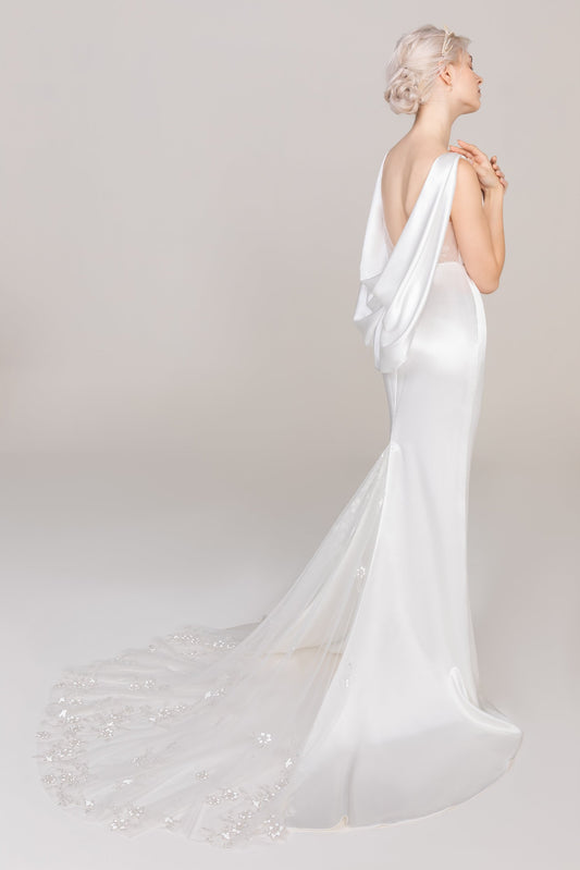 Trumpet-Mermaid Court Train Satin Wedding Dress CW2414