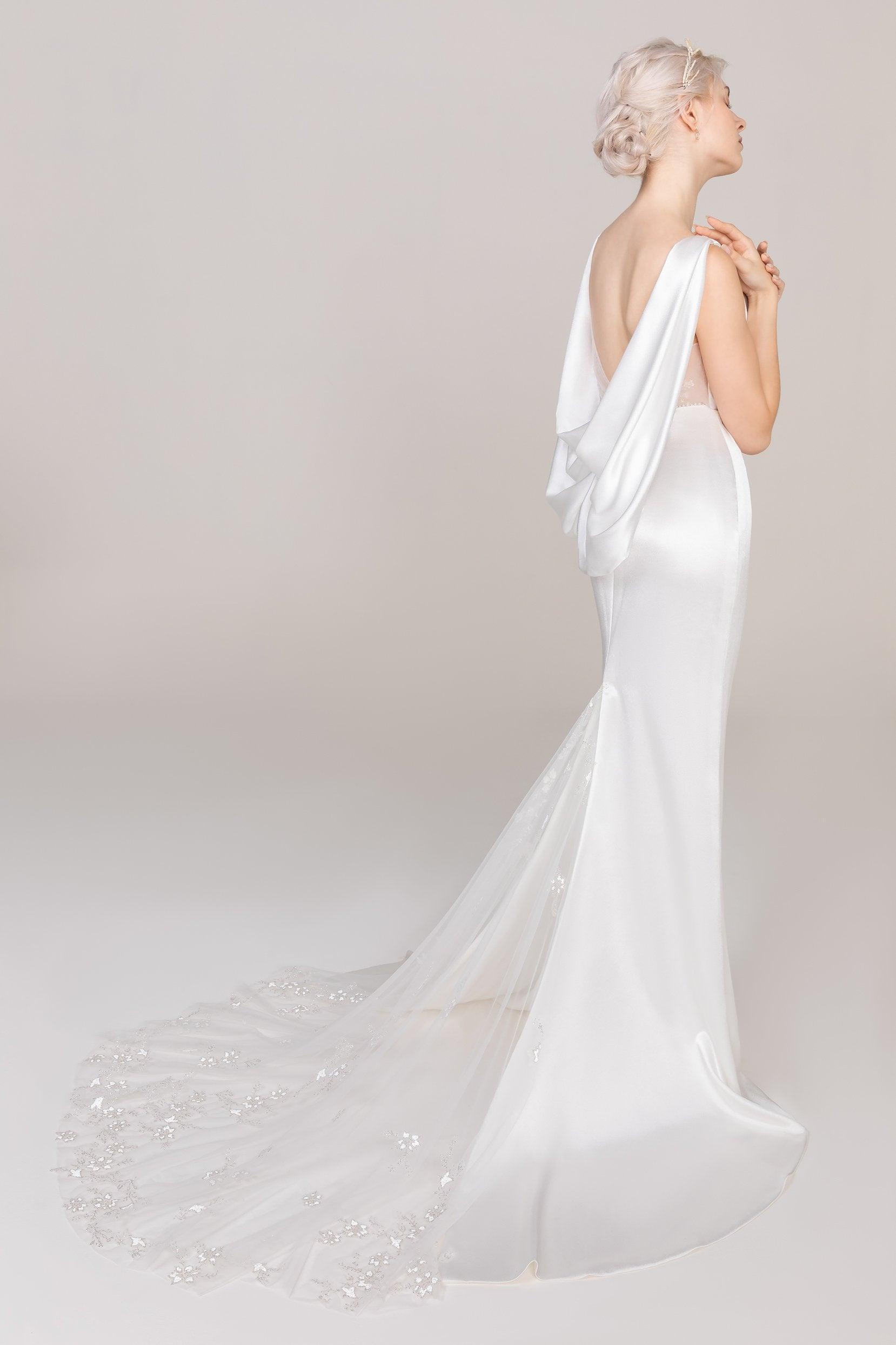 Trumpet-Mermaid Court Train Satin Wedding Dress CW2414 - COCOMELODY