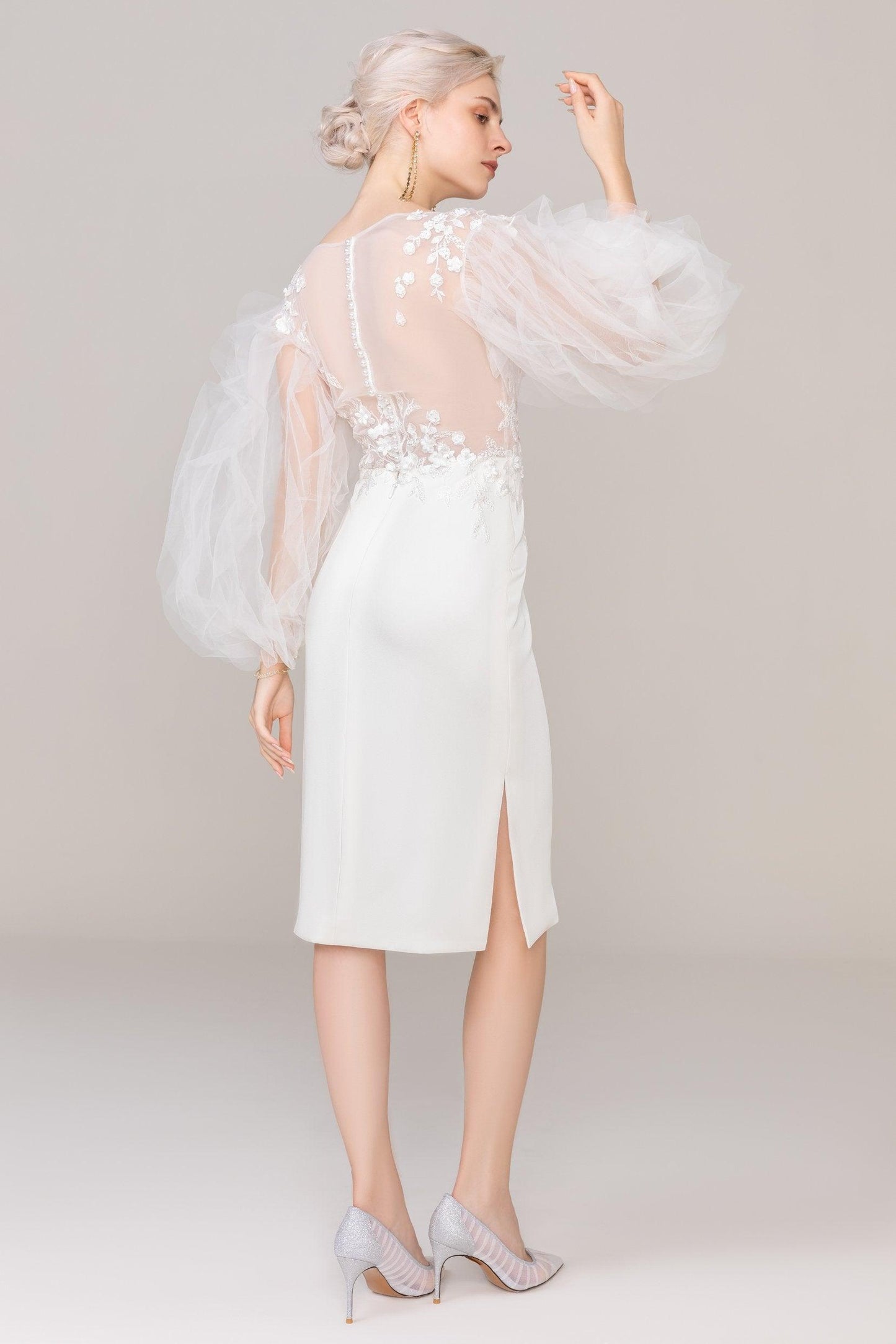 Sheath Knee Length Elastic Cloth Tulle Wedding Dress CW2420 - COCOMELODY