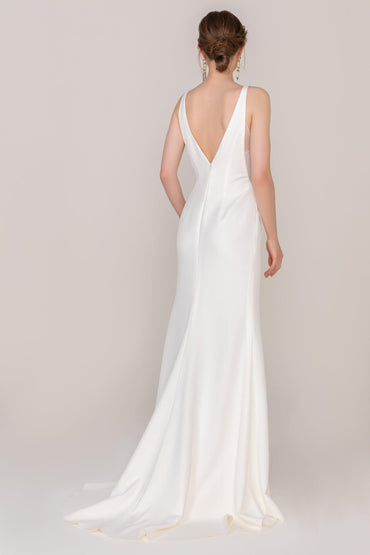 Sheath Sweep-Brush Train Elastic Cloth Wedding Dress CW2426 - COCOMELODY