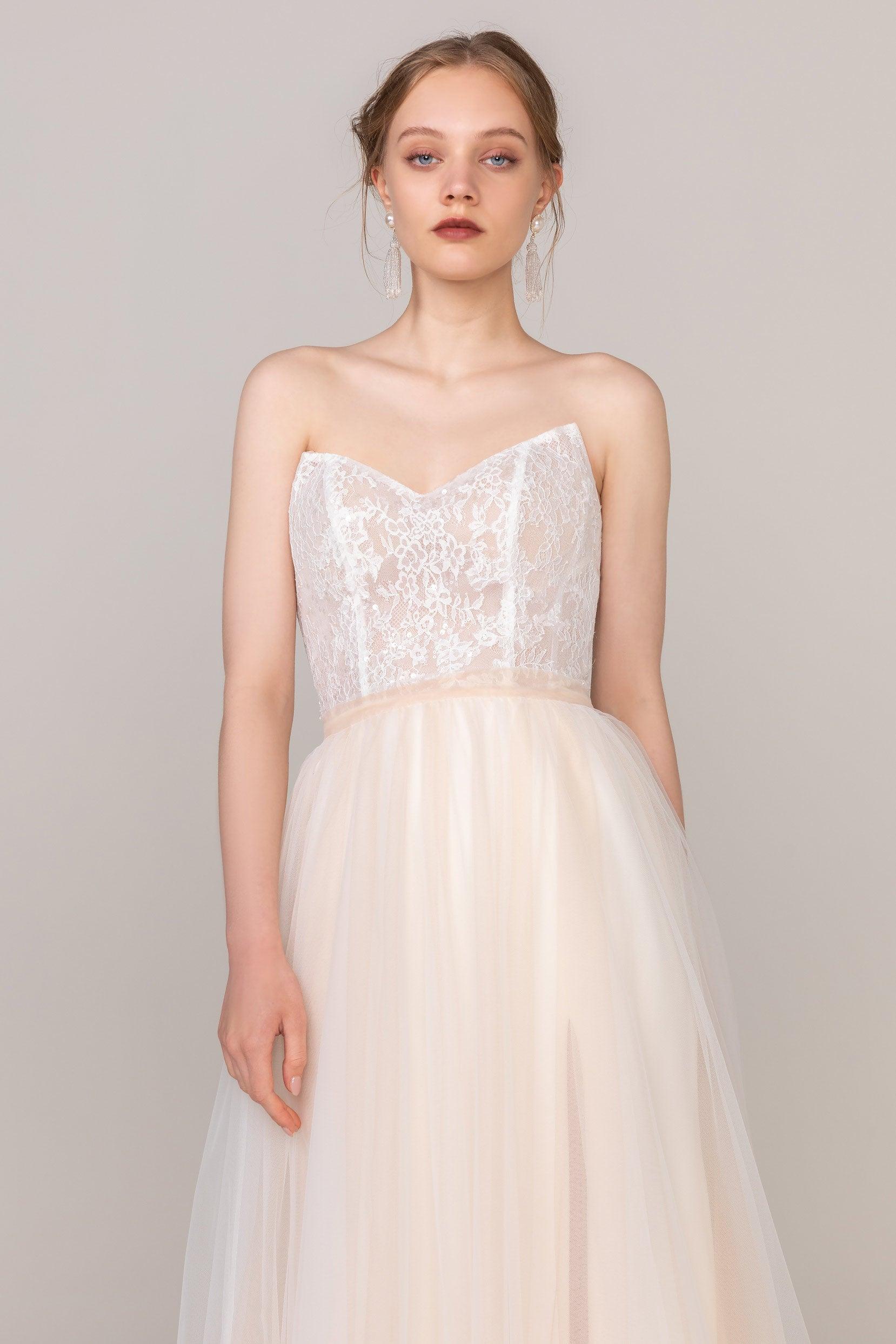 A-Line Court Train Tulle Lace Elastic Wedding Dress CW2466 - COCOMELODY