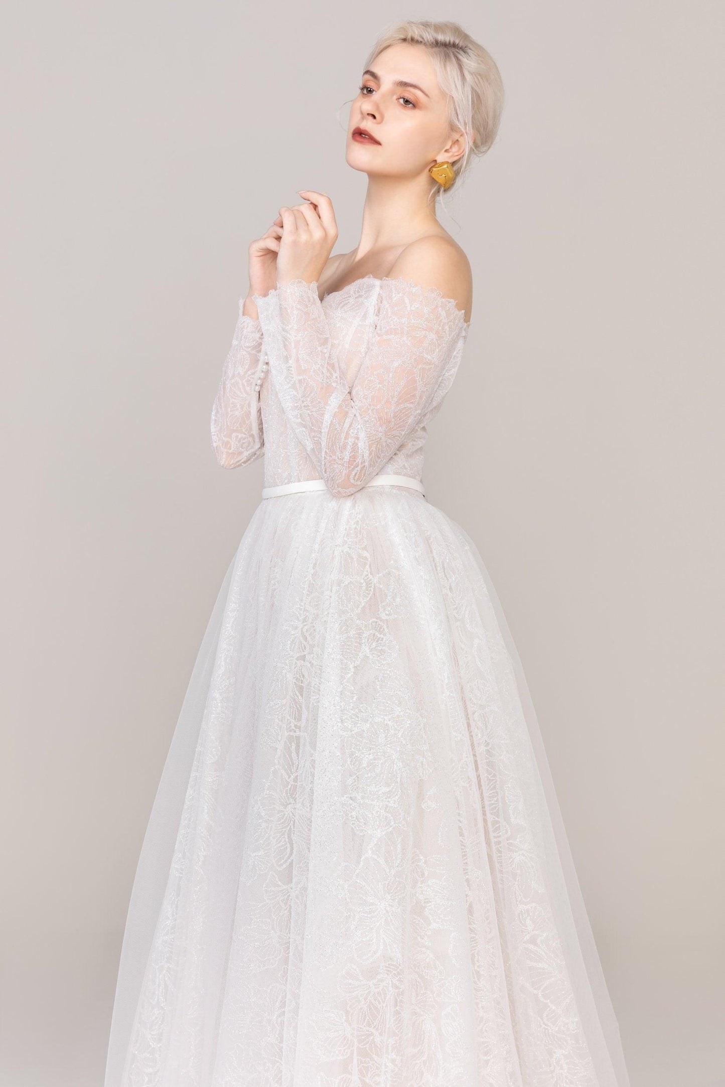 A-Line Court Train Tulle Lace Wedding Dress CW2484 - COCOMELODY
