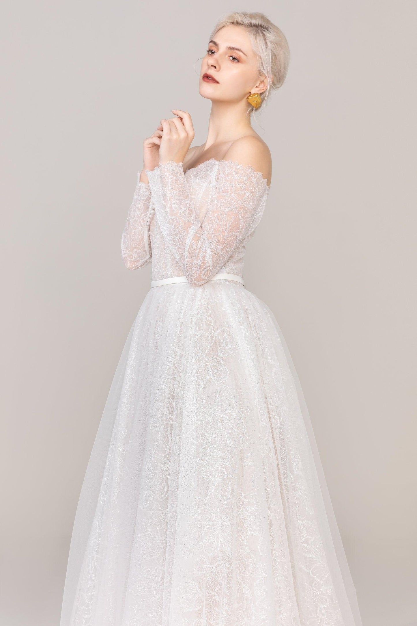 A-Line Court Train Tulle Lace Wedding Dress CW2484