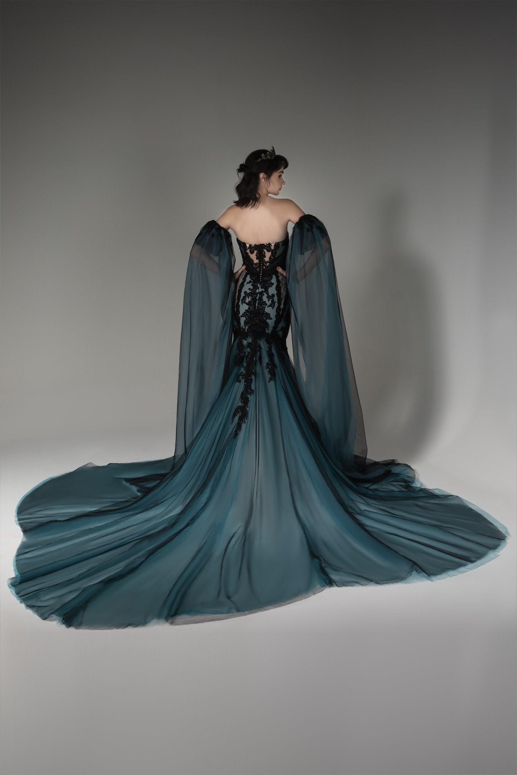 Trumpet-Mermaid Cathedral Train Tulle Wedding Dress CW2504 - COCOMELODY