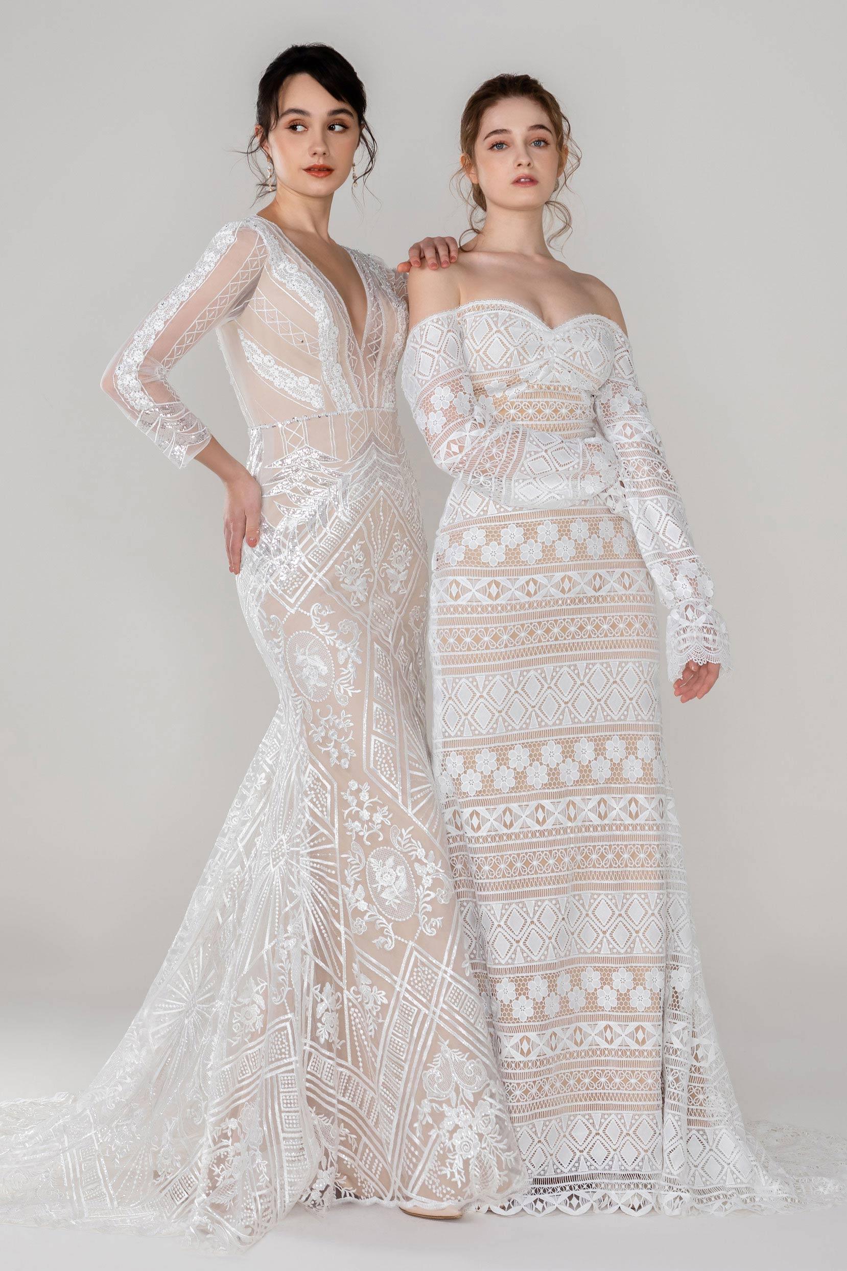 Trumpet-Mermaid Court Train Lace Wedding Dress CW2532 - COCOMELODY