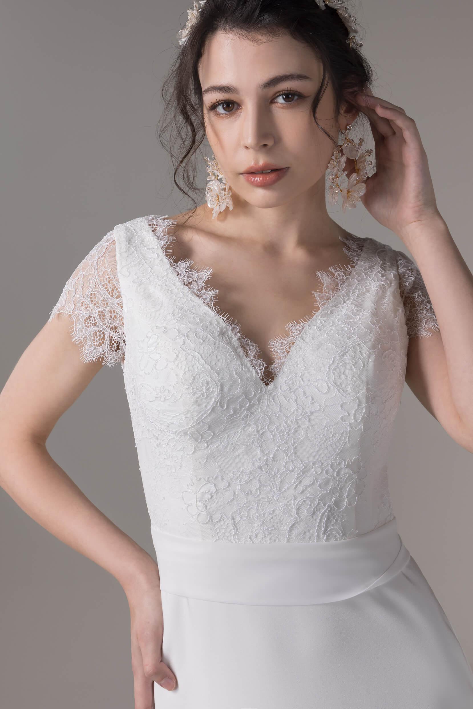 Sheath Sweep-Brush Train Elastic Cloth Wedding Dress CW2657 - COCOMELODY