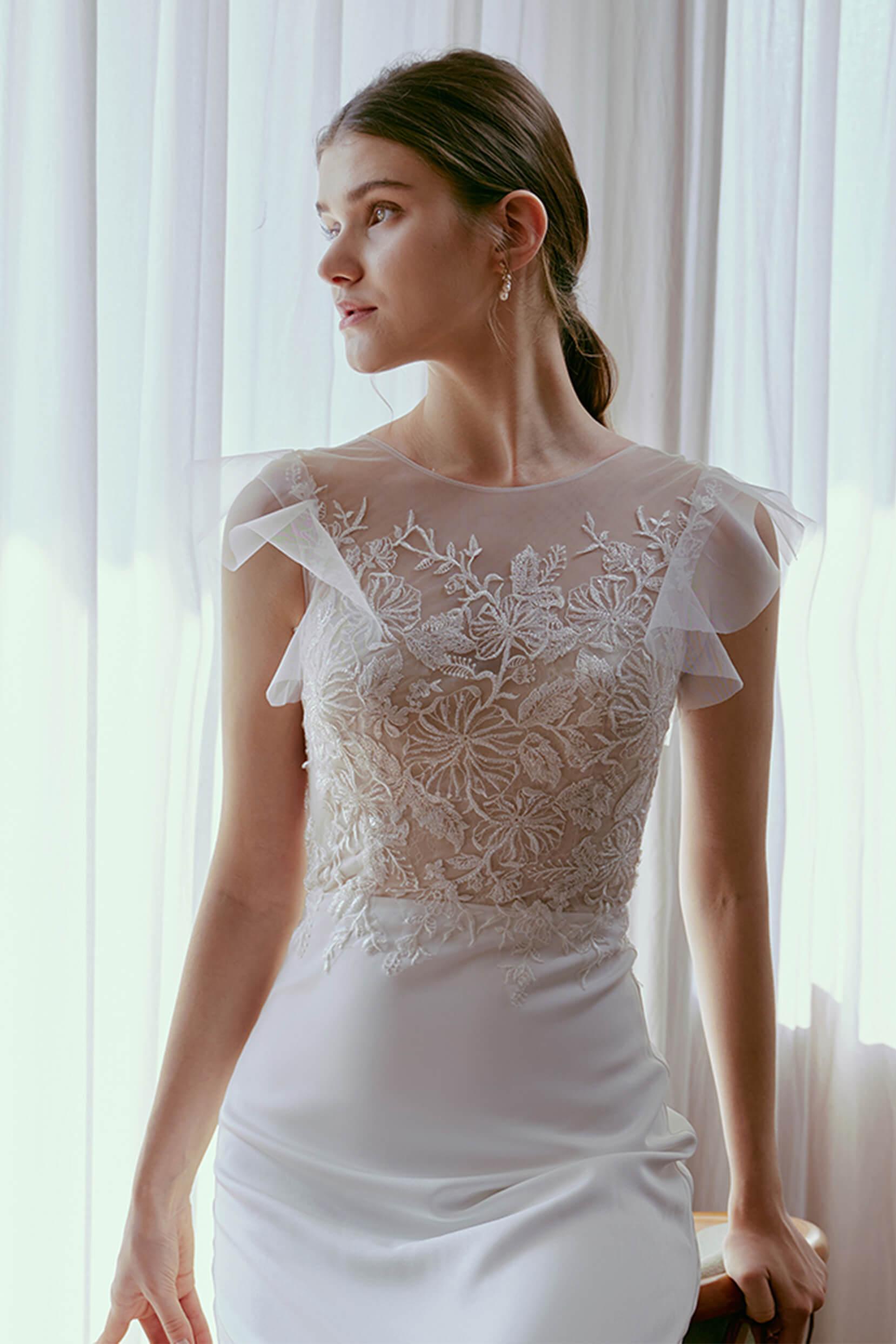 Sheath Sweep-Brush Train Lace Tulle Wedding Dress CW2672CR - COCOMELODY