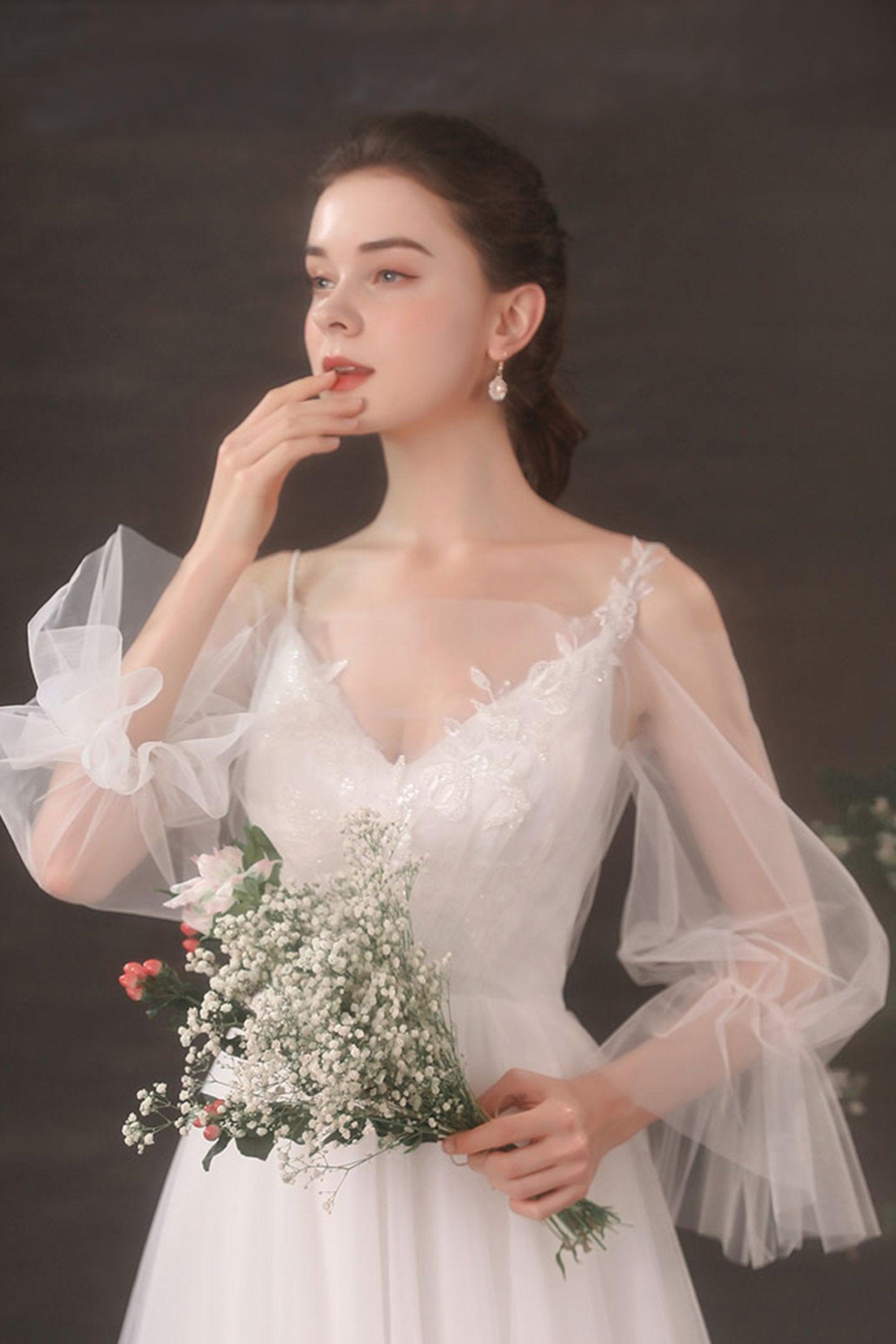 A-Line Floor Length Lace Tulle Wedding Dress CW2688 - COCOMELODY
