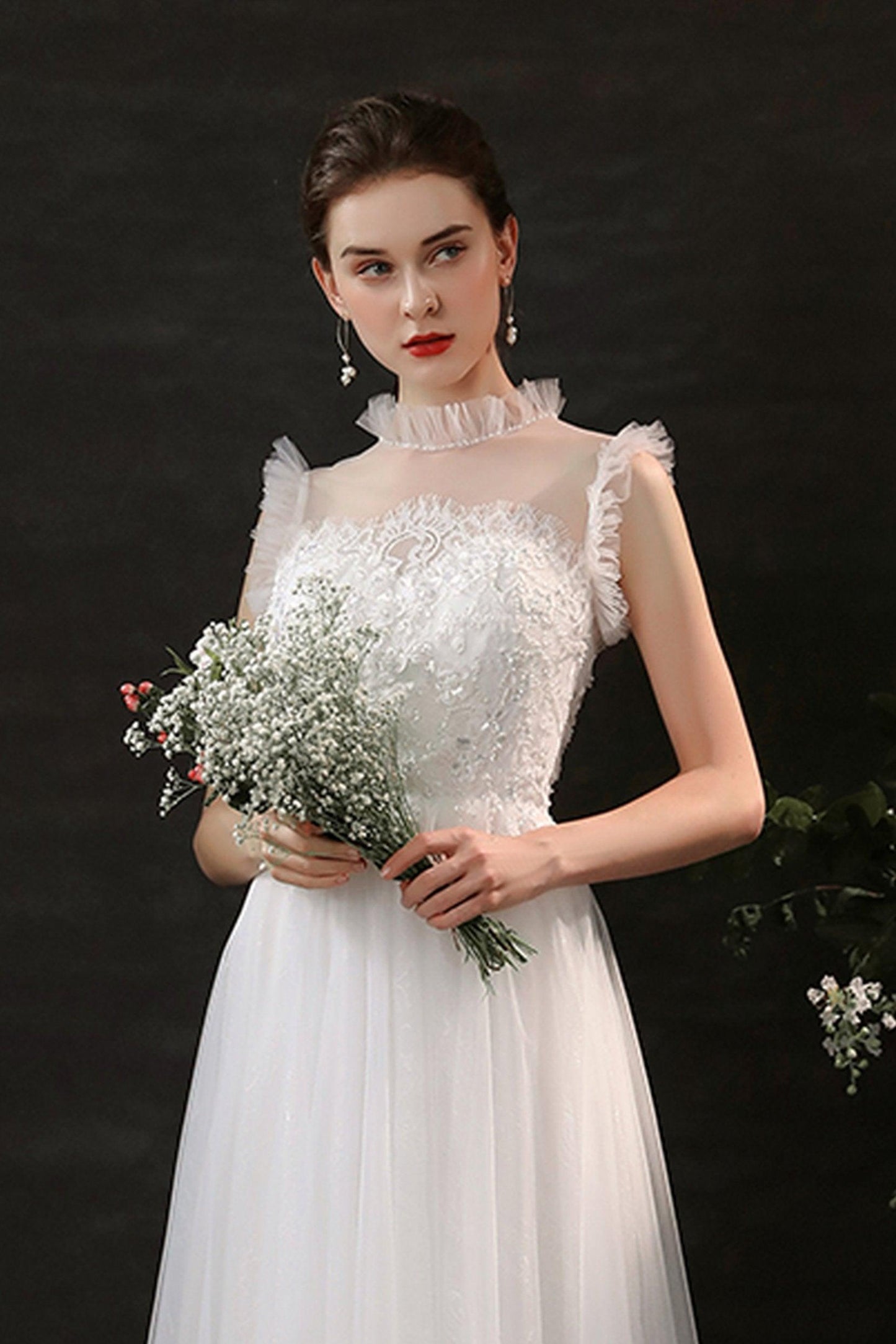 A-Line Sweep-Brush Train Lace Tulle Wedding Dress CW2701 - COCOMELODY