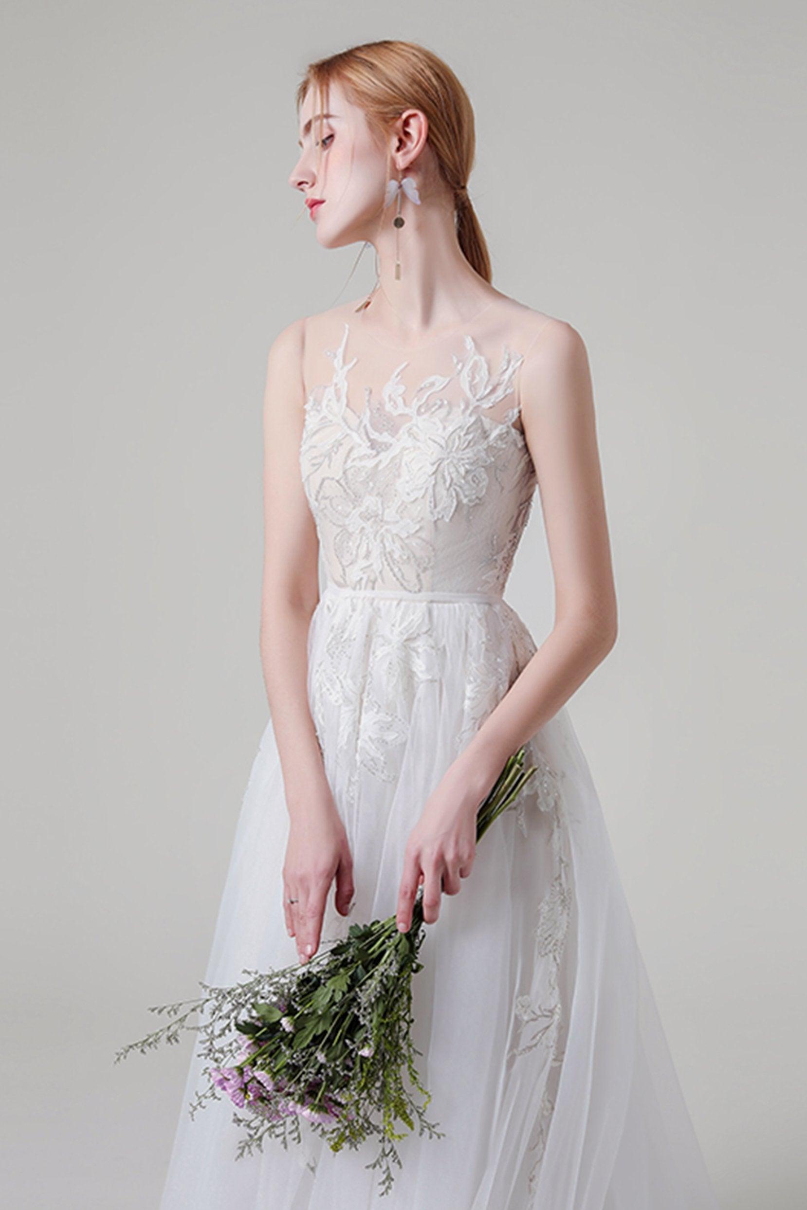 A-Line Sweep-Brush Train Lace Tulle Wedding Dress CW2704 - COCOMELODY