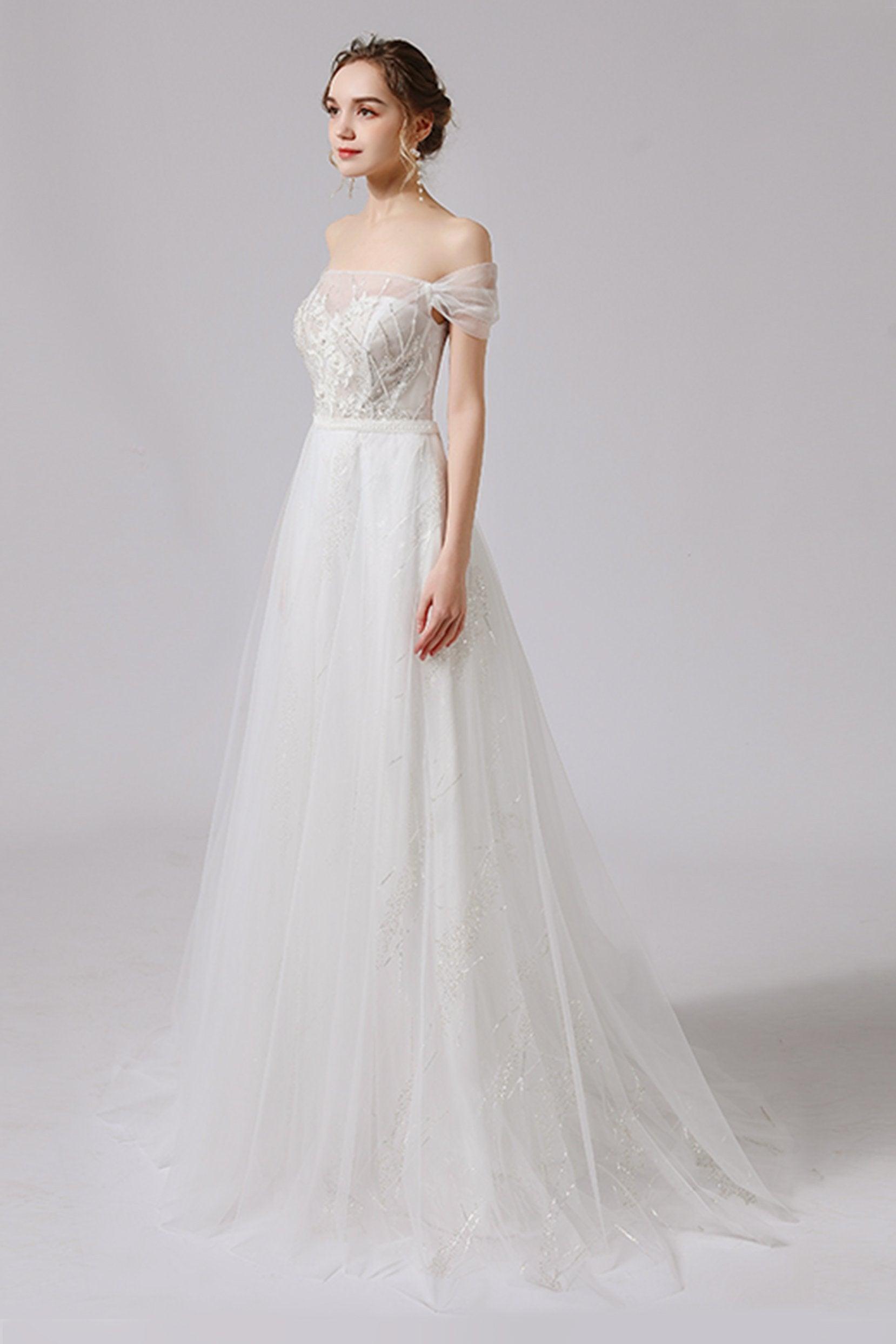A-Line Sweep-Brush Train Lace Tulle Wedding Dress CW2716 - COCOMELODY