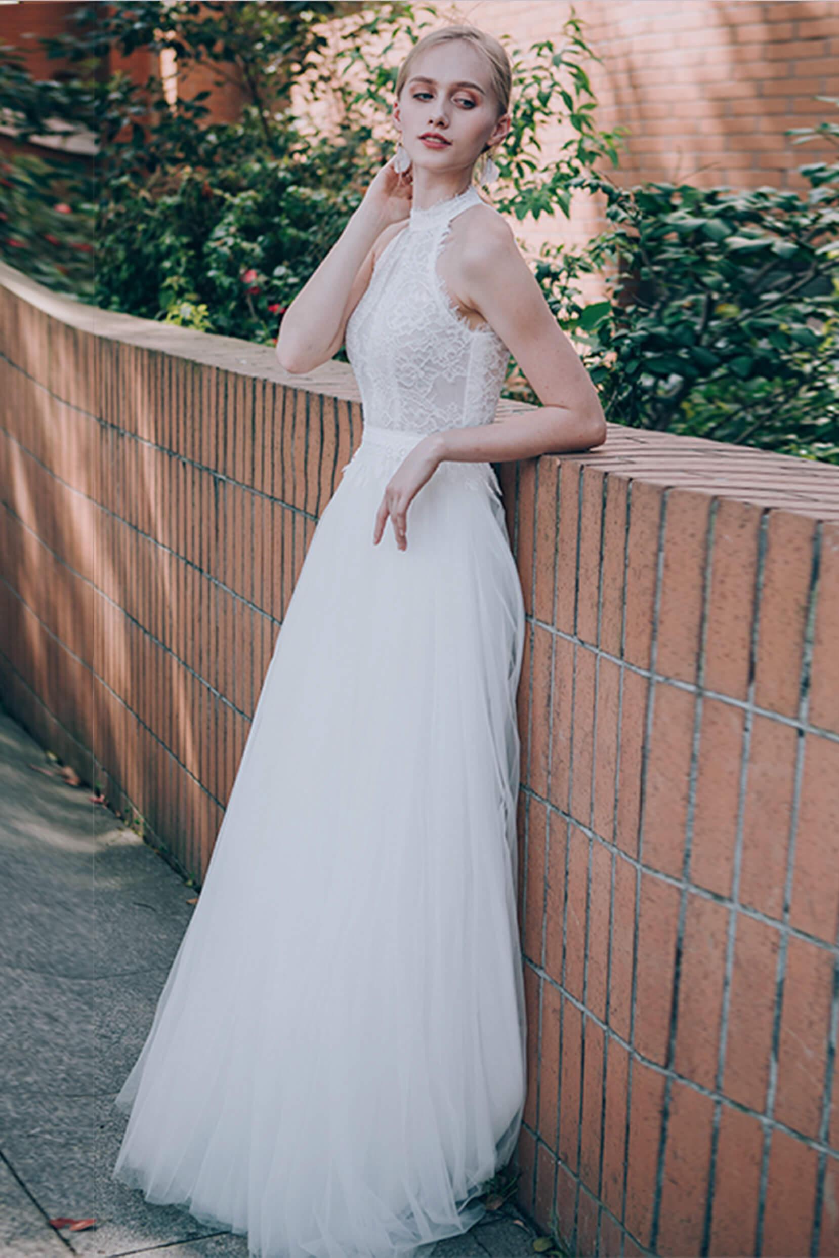 A-Line Sweep-Brush Train Lace Tulle Wedding Dress CW2735 - COCOMELODY