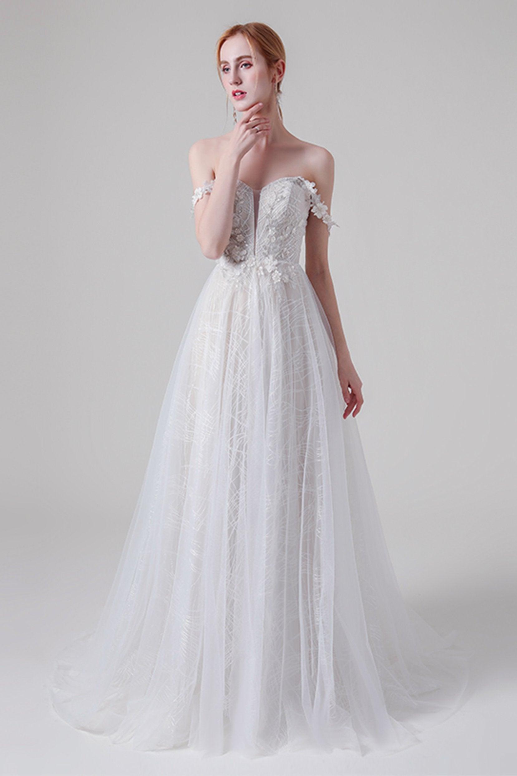 A-Line Sweep-Brush Train Lace Tulle Wedding Dress CW2741 - COCOMELODY