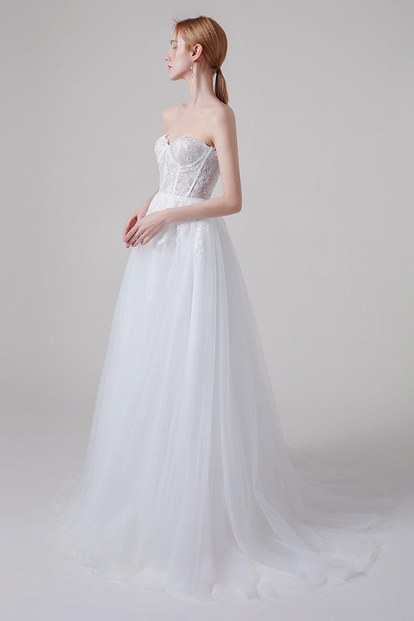 A-Line Sweep-Brush Train Lace Tulle Wedding Dress CW2743 - COCOMELODY