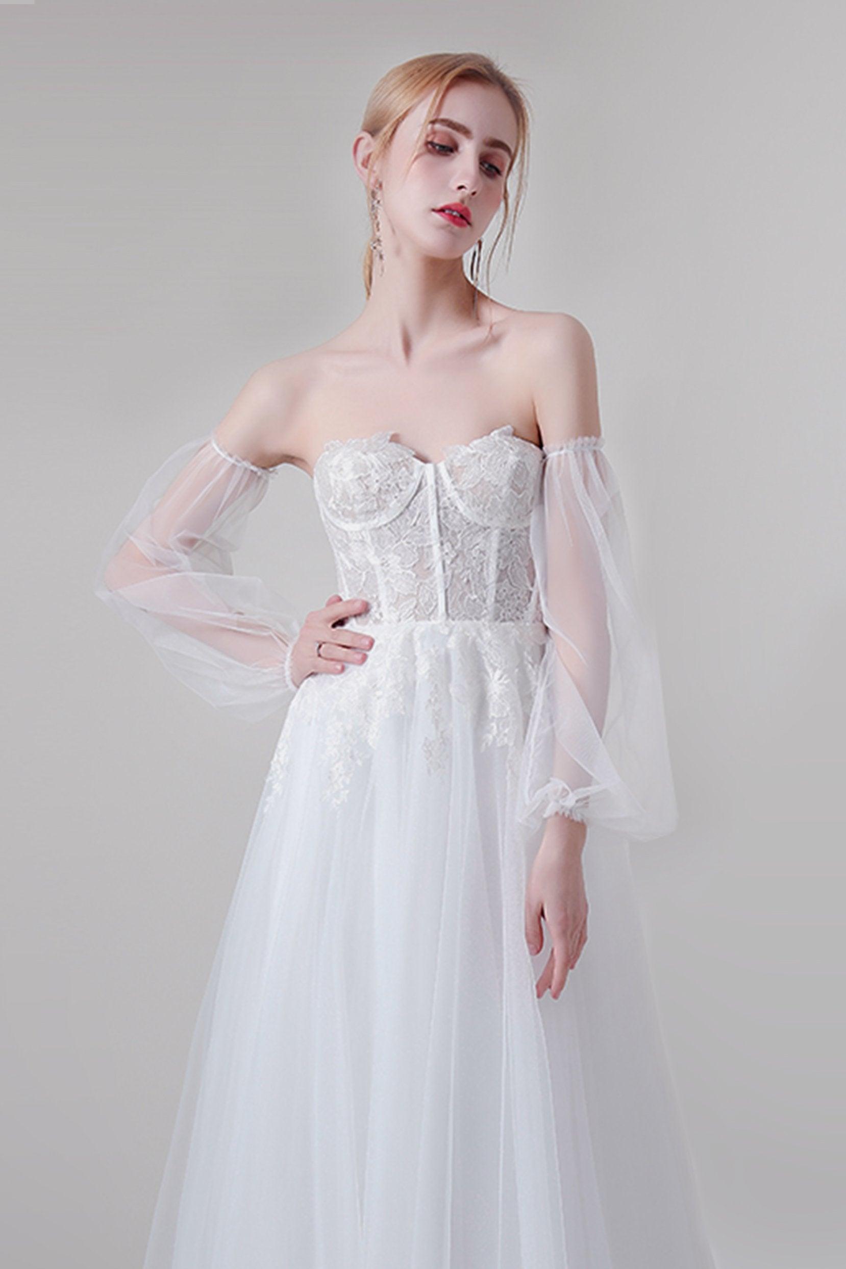 A-Line Sweep-Brush Train Lace Tulle Wedding Dress CW2743 - COCOMELODY