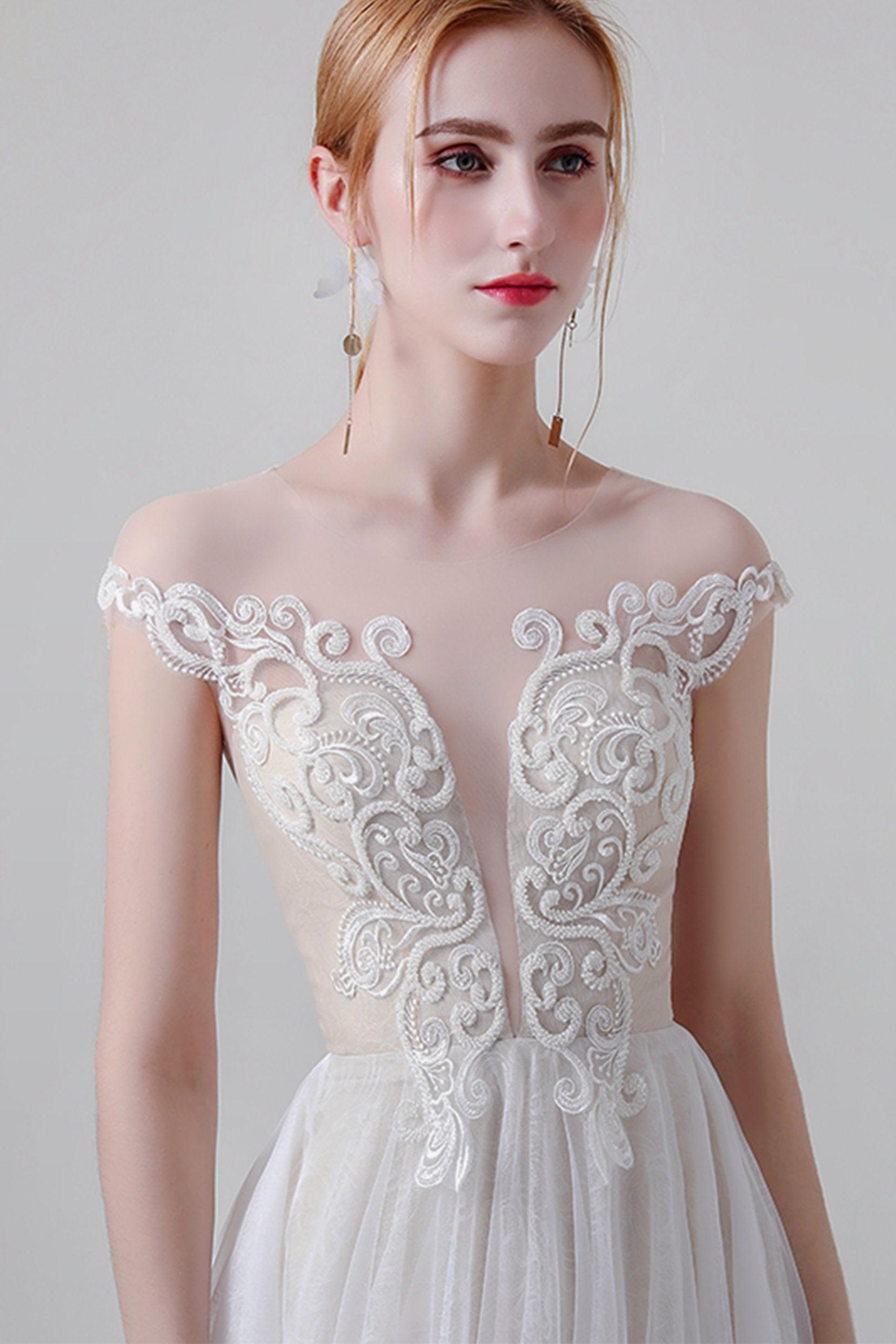 A-Line Sweep-Brush Train Lace Tulle Wedding Dress CW2748 - COCOMELODY