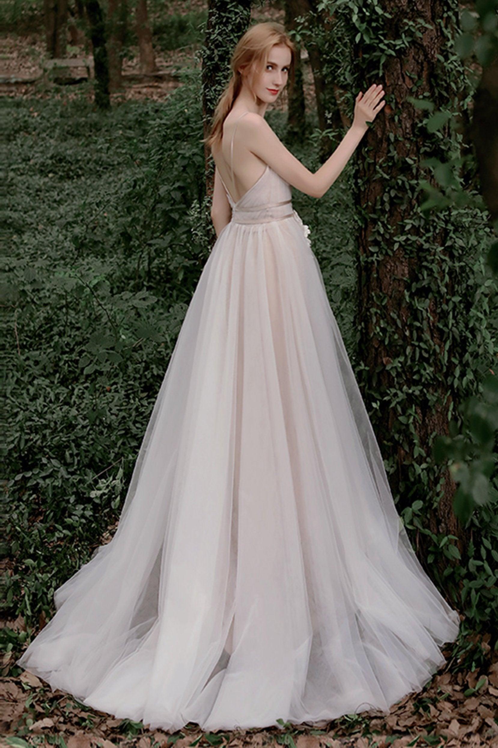 A-Line Sweep-Brush Train Lace Tulle Wedding Dress CW2760 - COCOMELODY