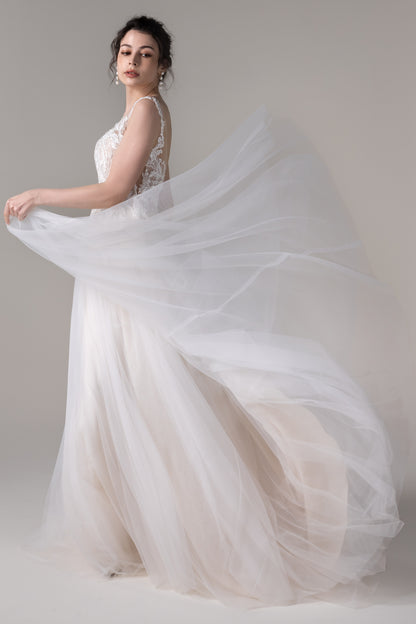 A-Line Court Train Lace Tulle Wedding Dress CW2783