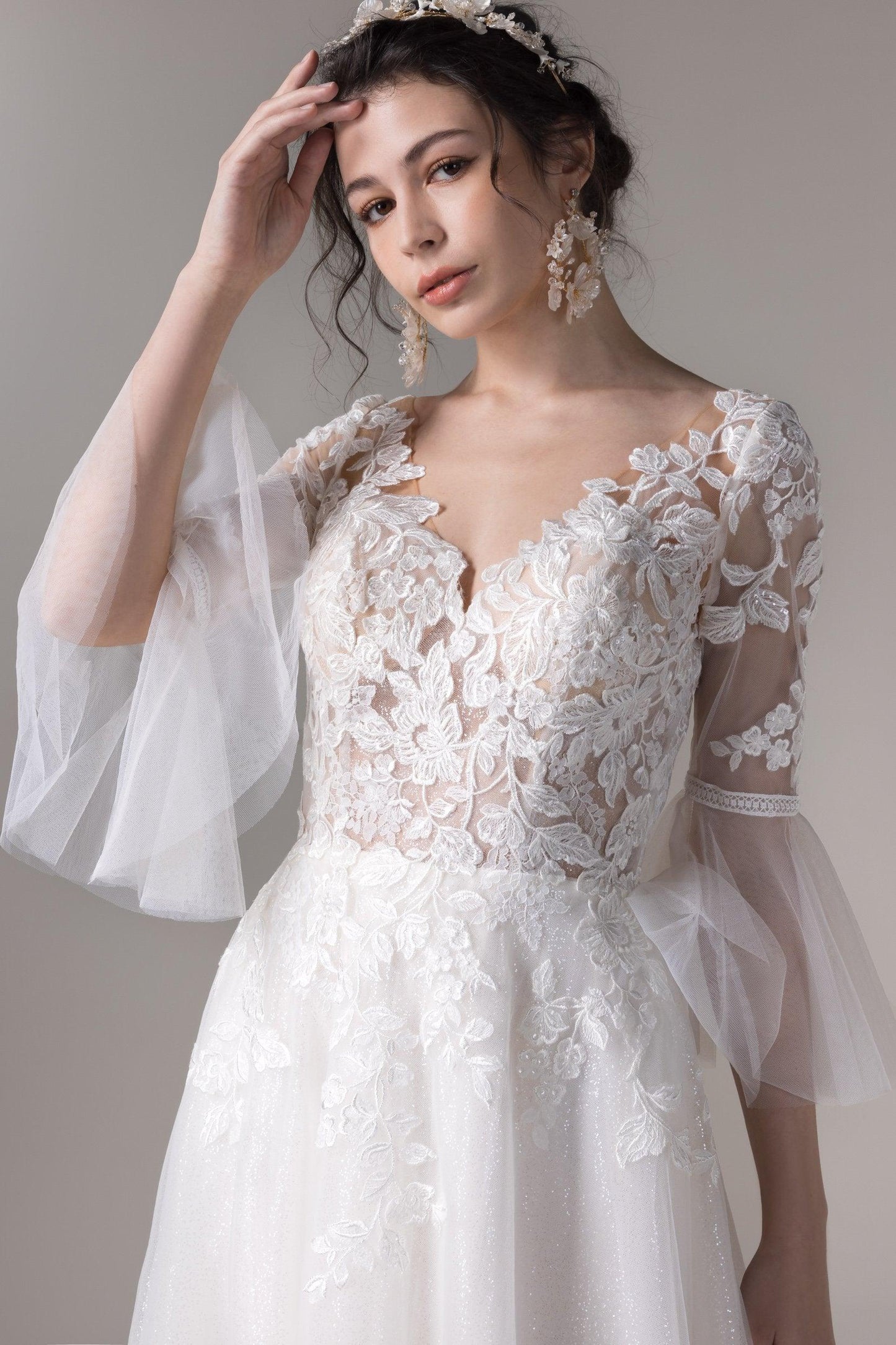 A-Line Court Train Lace Sequined Tulle Wedding Dress CW2784 - COCOMELODY