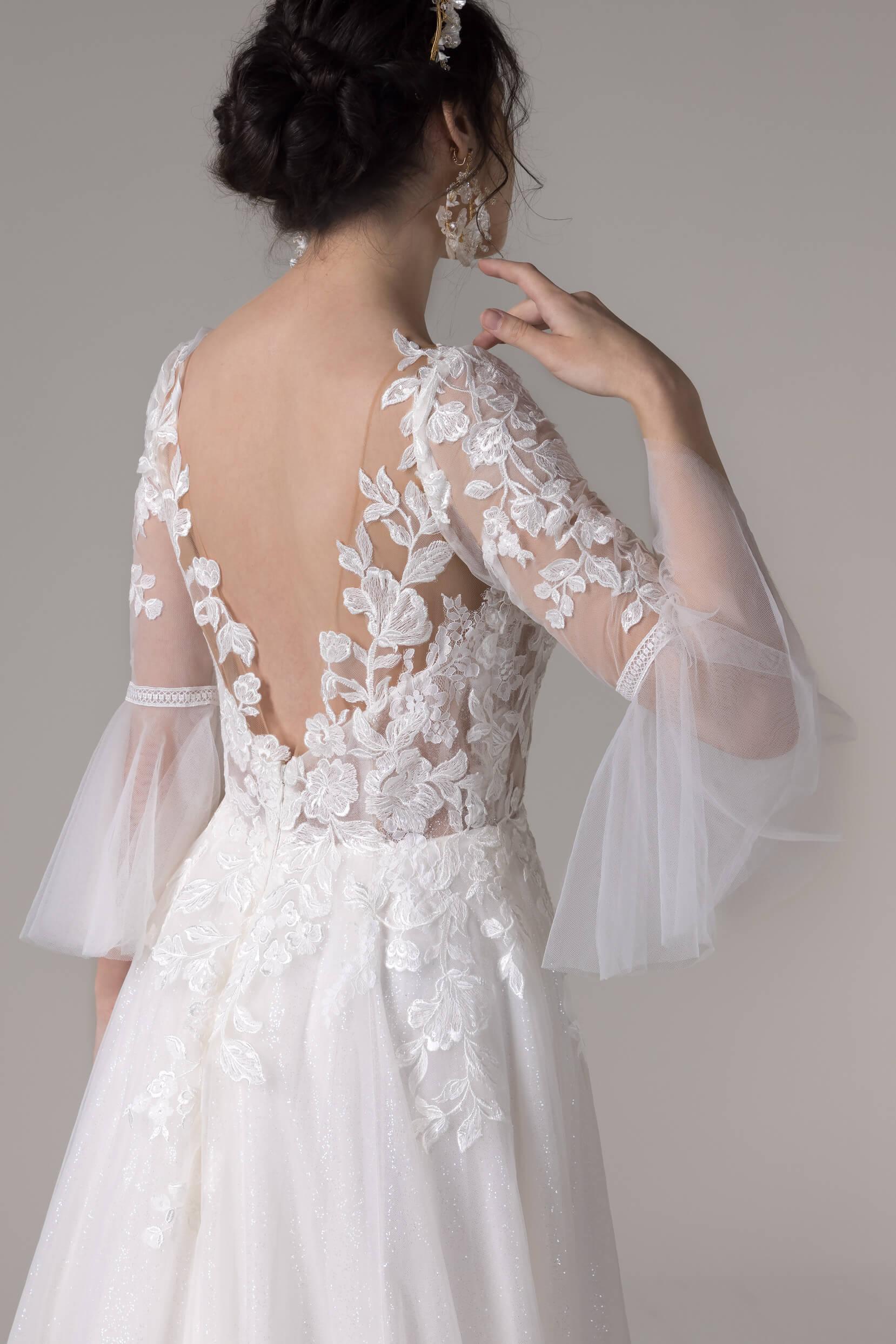 A-Line Court Train Lace Sequined Tulle Wedding Dress CW2784 - COCOMELODY
