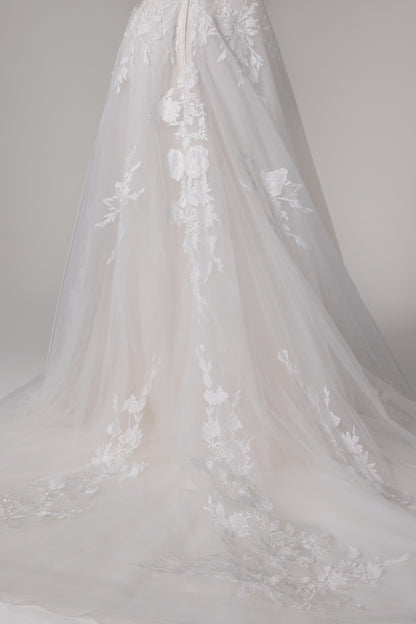 A-Line Court Train Lace Soft Yarn Wedding Dress CW2788