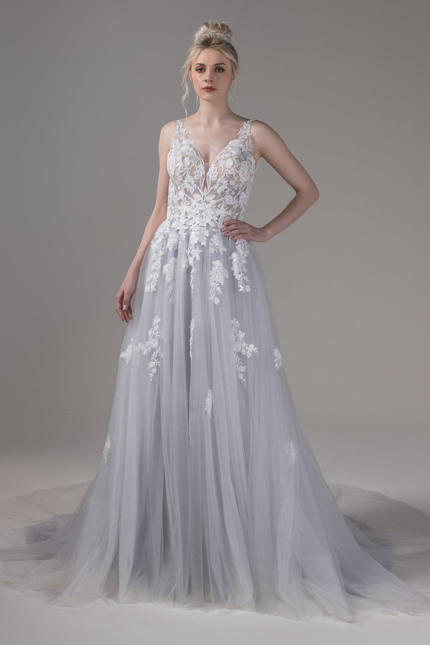 A-Line Chapel Train Lace Tulle Wedding Dress CW2806 - COCOMELODY