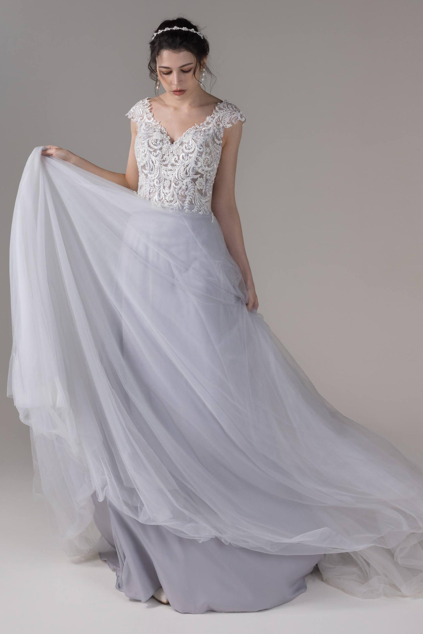 A-Line Chapel Train Lace Tulle Wedding Dress CW2808 - COCOMELODY