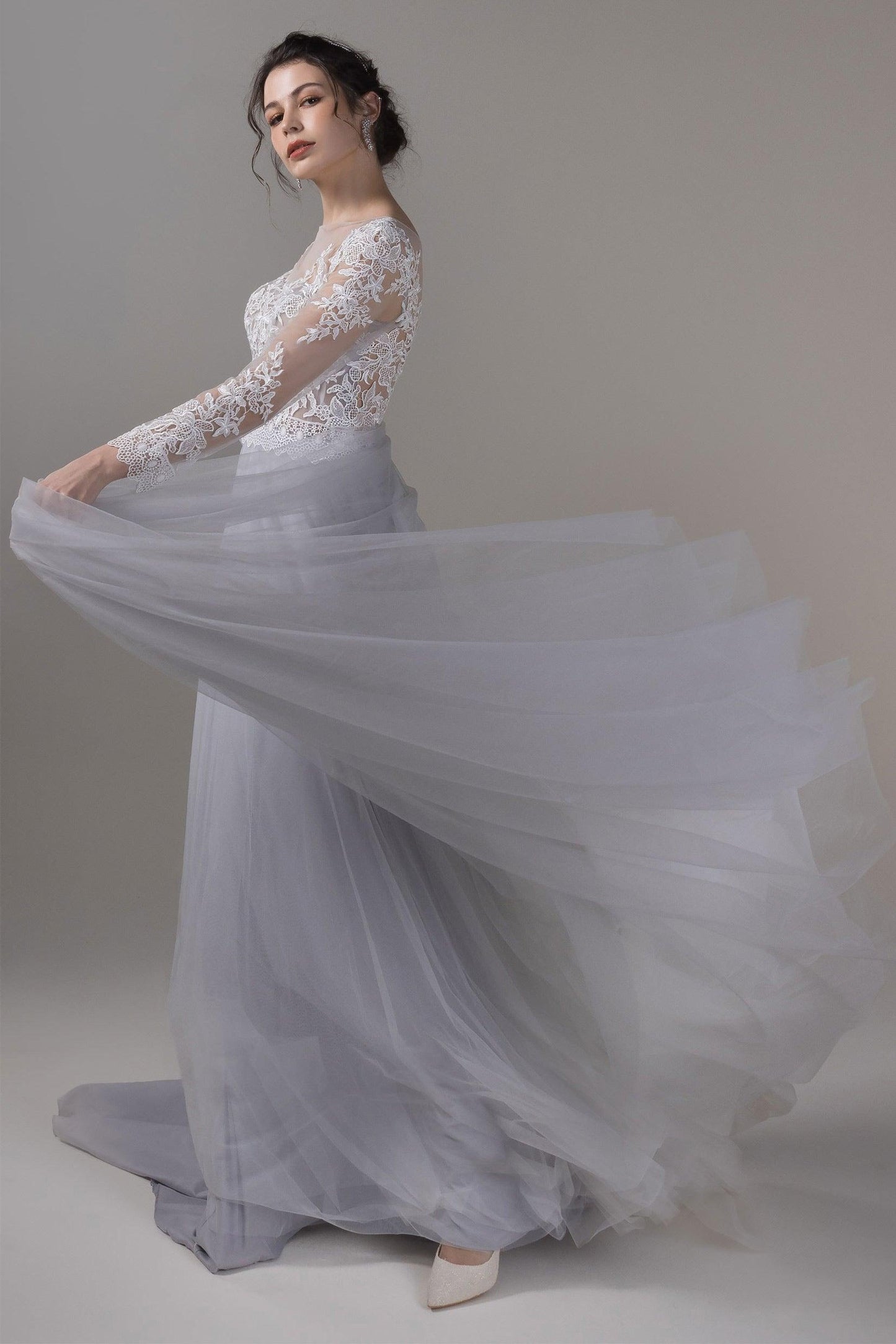 A-Line Chapel Train Lace Tulle Wedding Dress CW2809