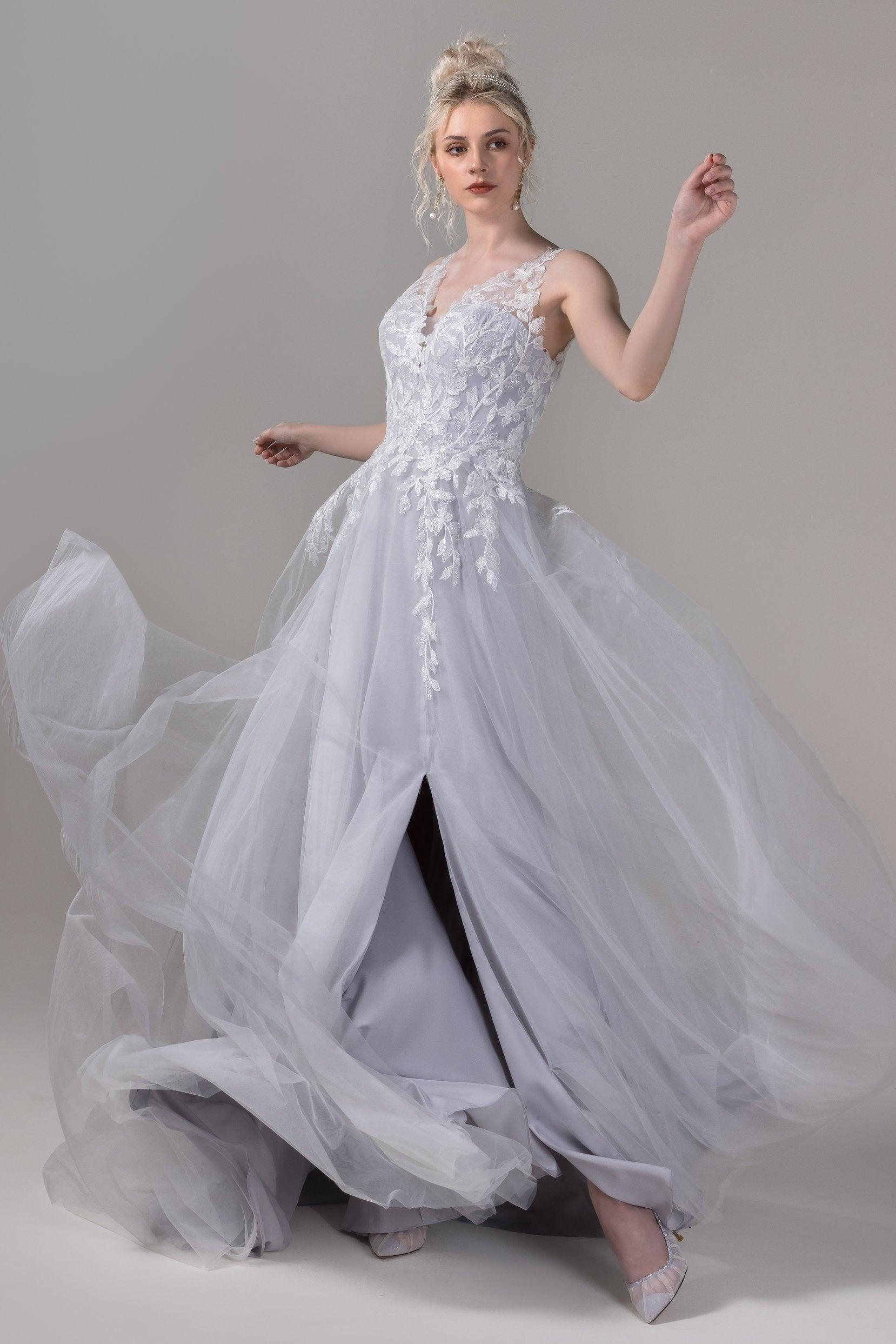 A-Line Chapel Train Lace Tulle Wedding Dress CW2810 - COCOMELODY
