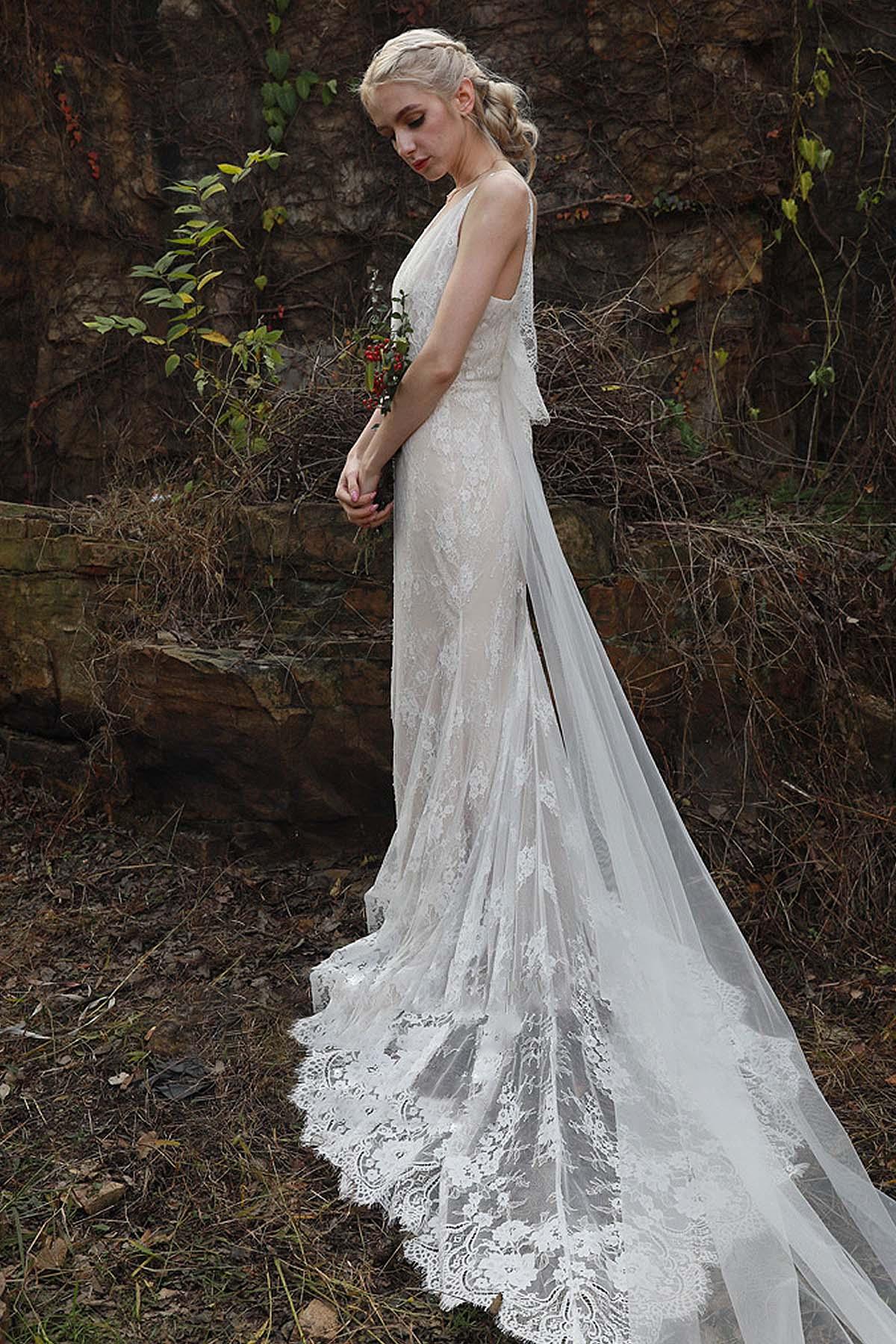 Sheath-Column Court Train Lace Wedding Dress CW3011 - COCOMELODY