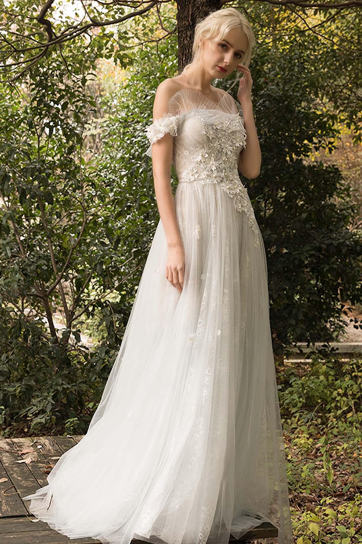 A-Line Sweep-Brush Train Lace Tulle Wedding Dress CW3025 - COCOMELODY