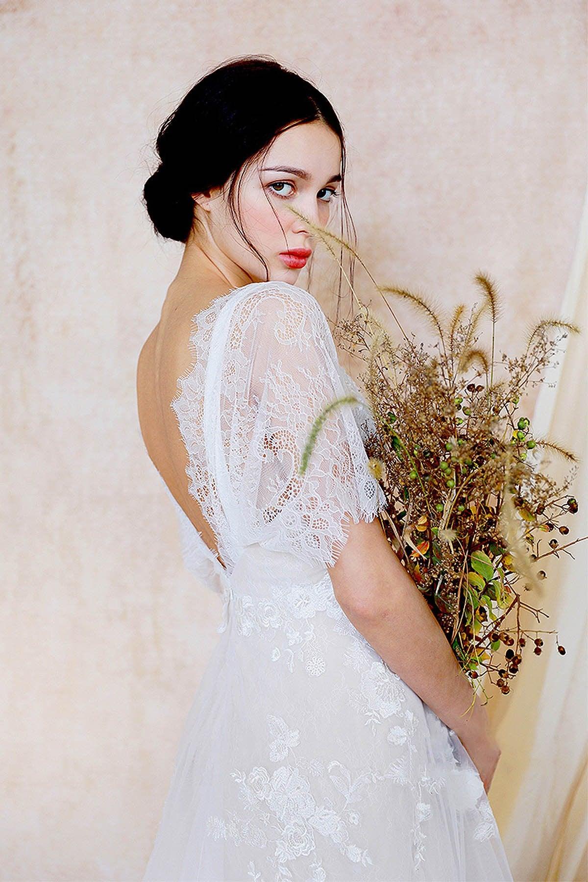 A-Line Sweep-Brush Train Lace Wedding Dress CW3031 - COCOMELODY
