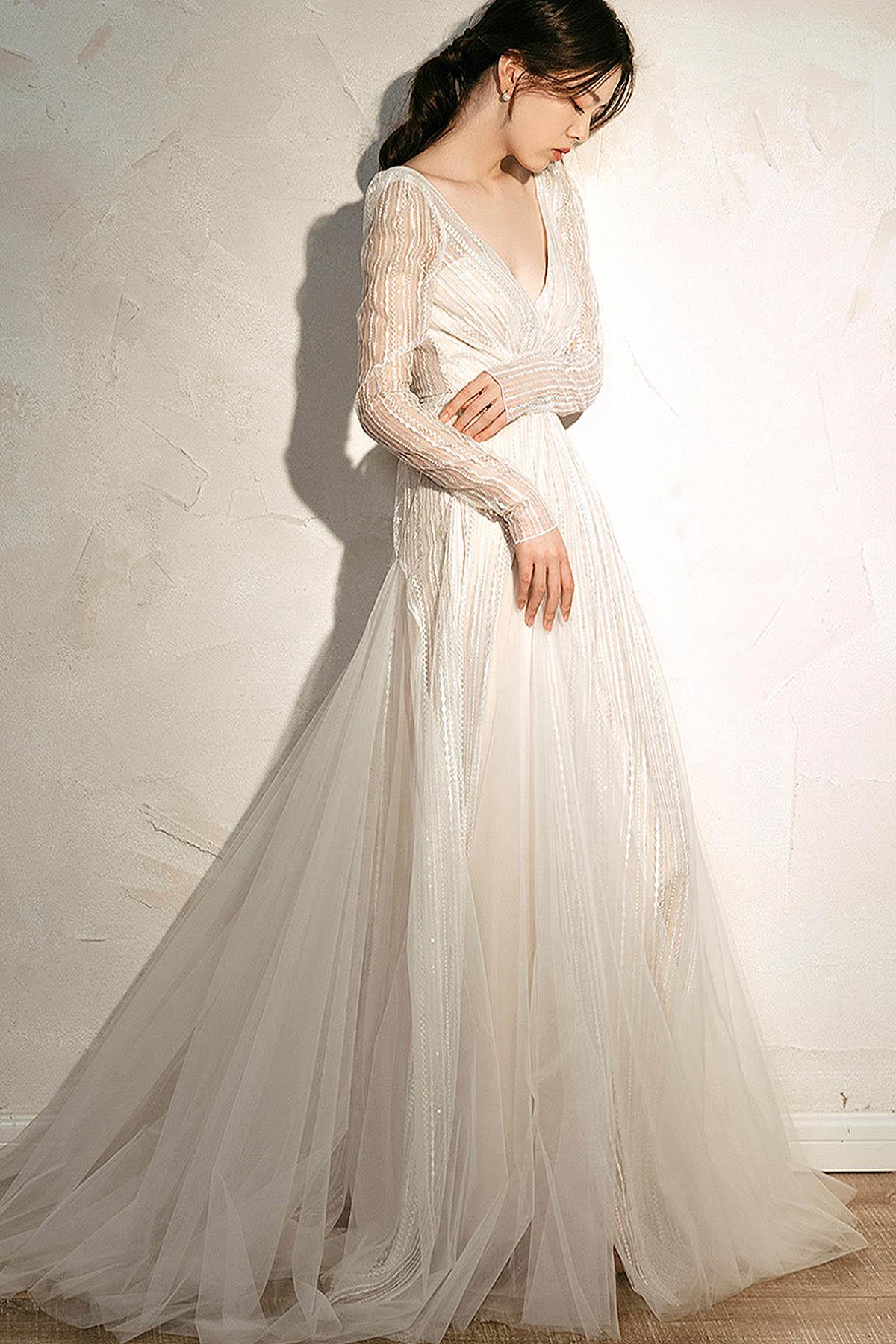 A-Line Sweep-Brush Train Sequined Lace Wedding Dress CW3035 - COCOMELODY