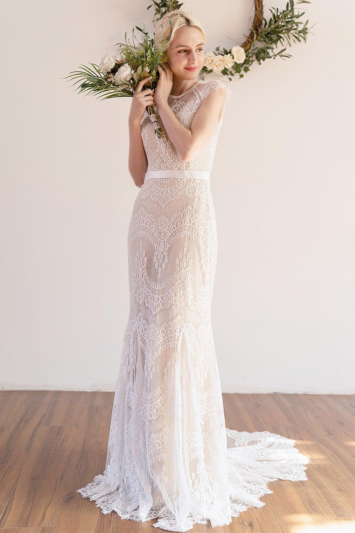 Trumpet-Mermaid Sweep-Brush Train Lace Wedding Dress CW3041 - COCOMELODY