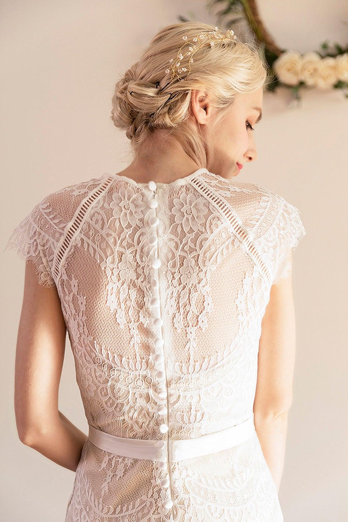 Trumpet-Mermaid Sweep-Brush Train Lace Wedding Dress CW3041 - COCOMELODY
