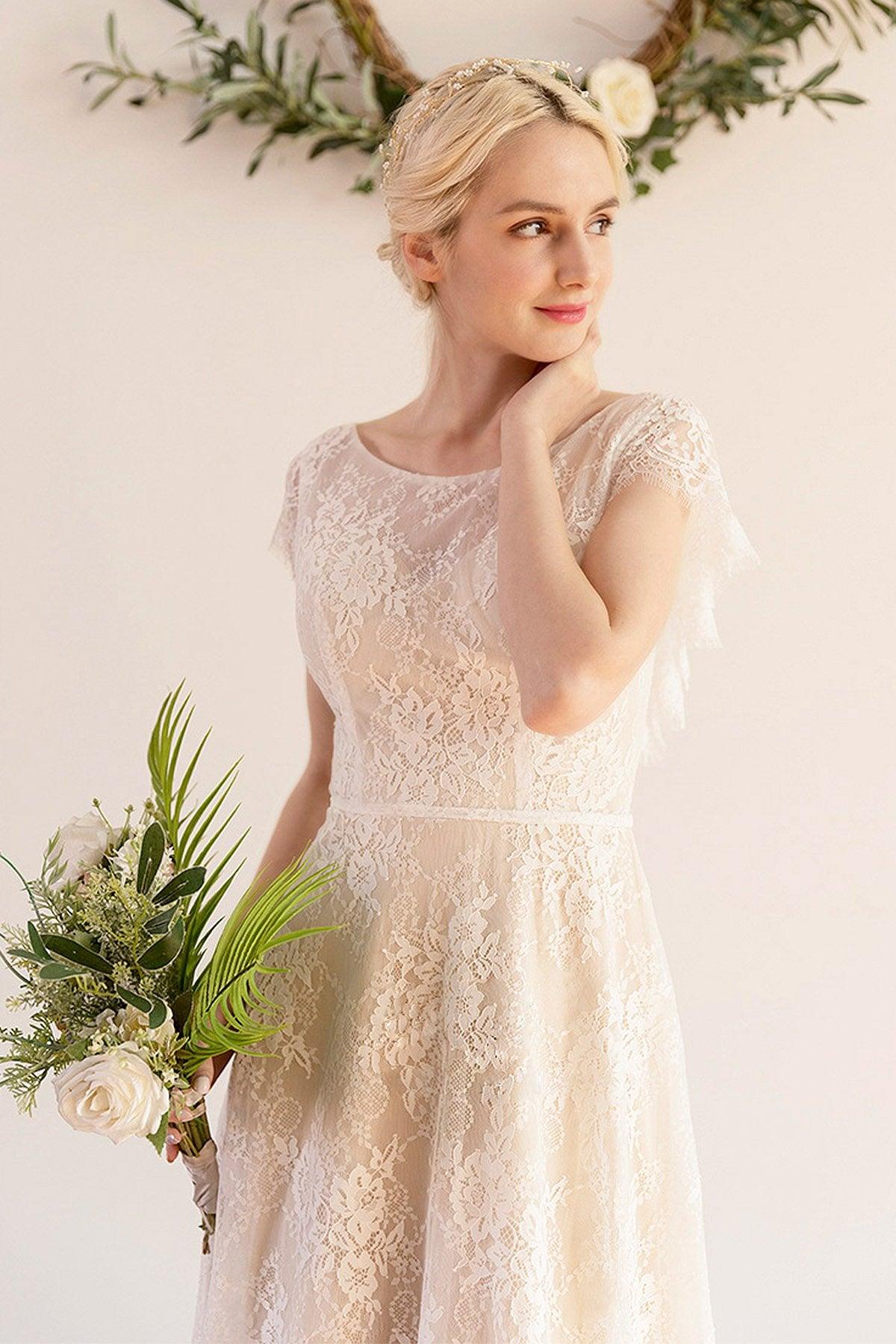 A-Line Sweep-Brush Train Lace Wedding Dress CW3043 - COCOMELODY