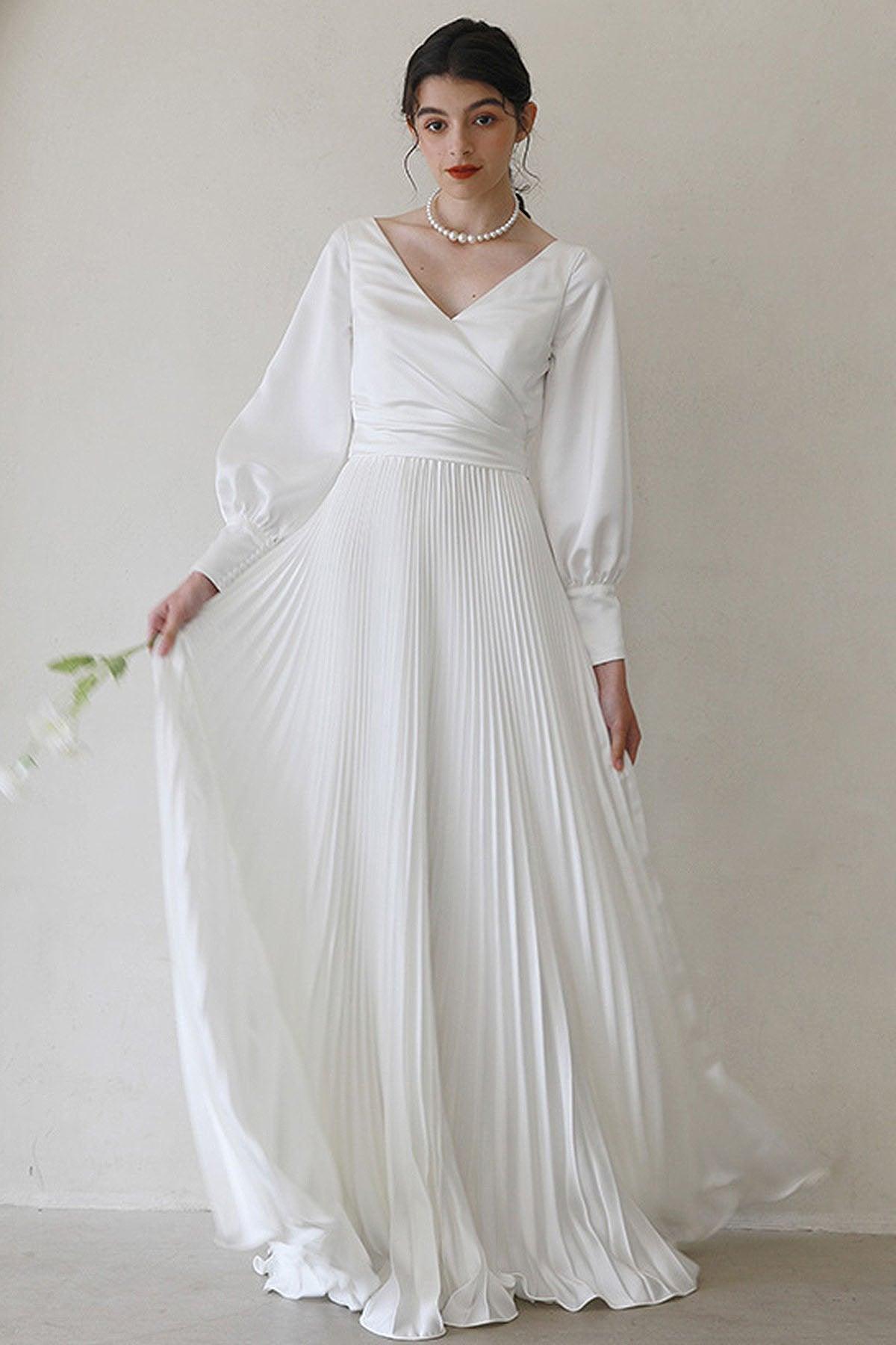 A-Line Sweep-Brush Train Crushed Material Wedding Dress CW3051 - COCOMELODY