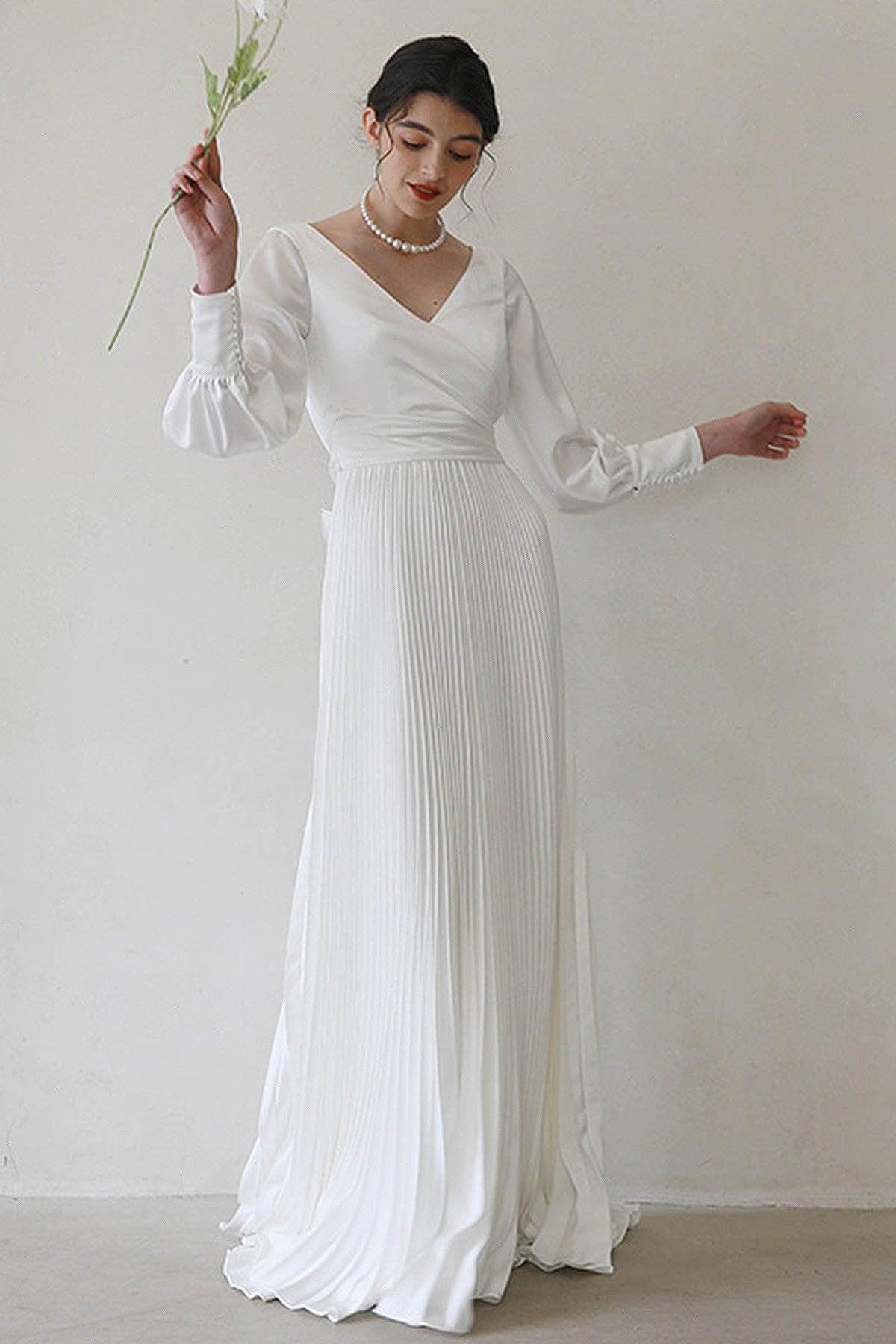 A-Line Sweep-Brush Train Crushed Material Wedding Dress CW3051 - COCOMELODY