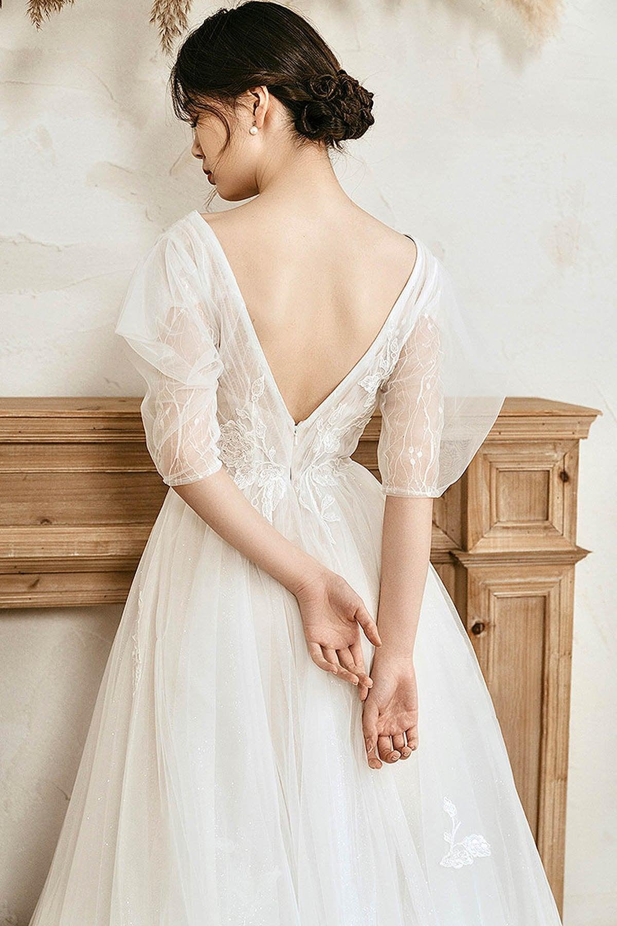 A-Line Sweep-Brush Train Lace Tulle Wedding Dress CW3061 - COCOMELODY