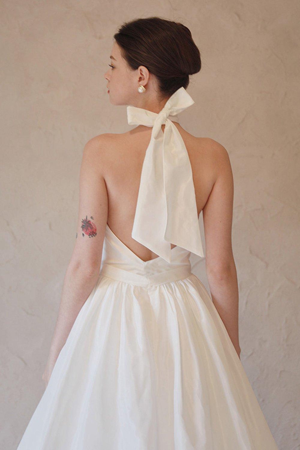 A-Line Sweep-Brush Train Taffeta Wedding Dress CW3064 - COCOMELODY