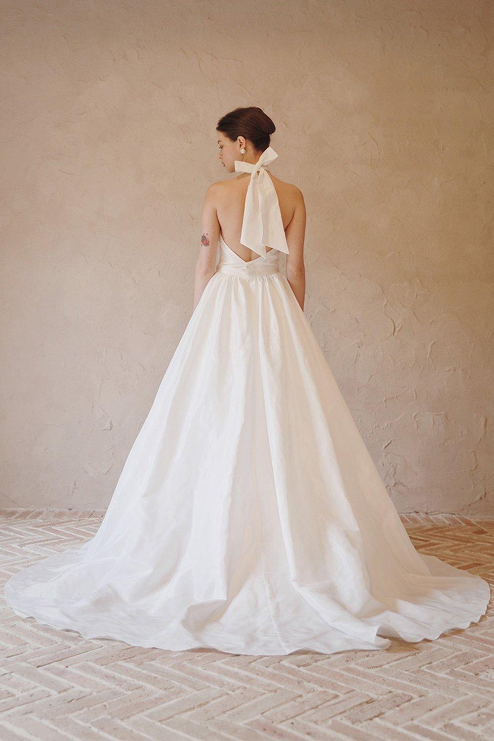 A-Line Sweep-Brush Train Taffeta Wedding Dress CW3064 - COCOMELODY