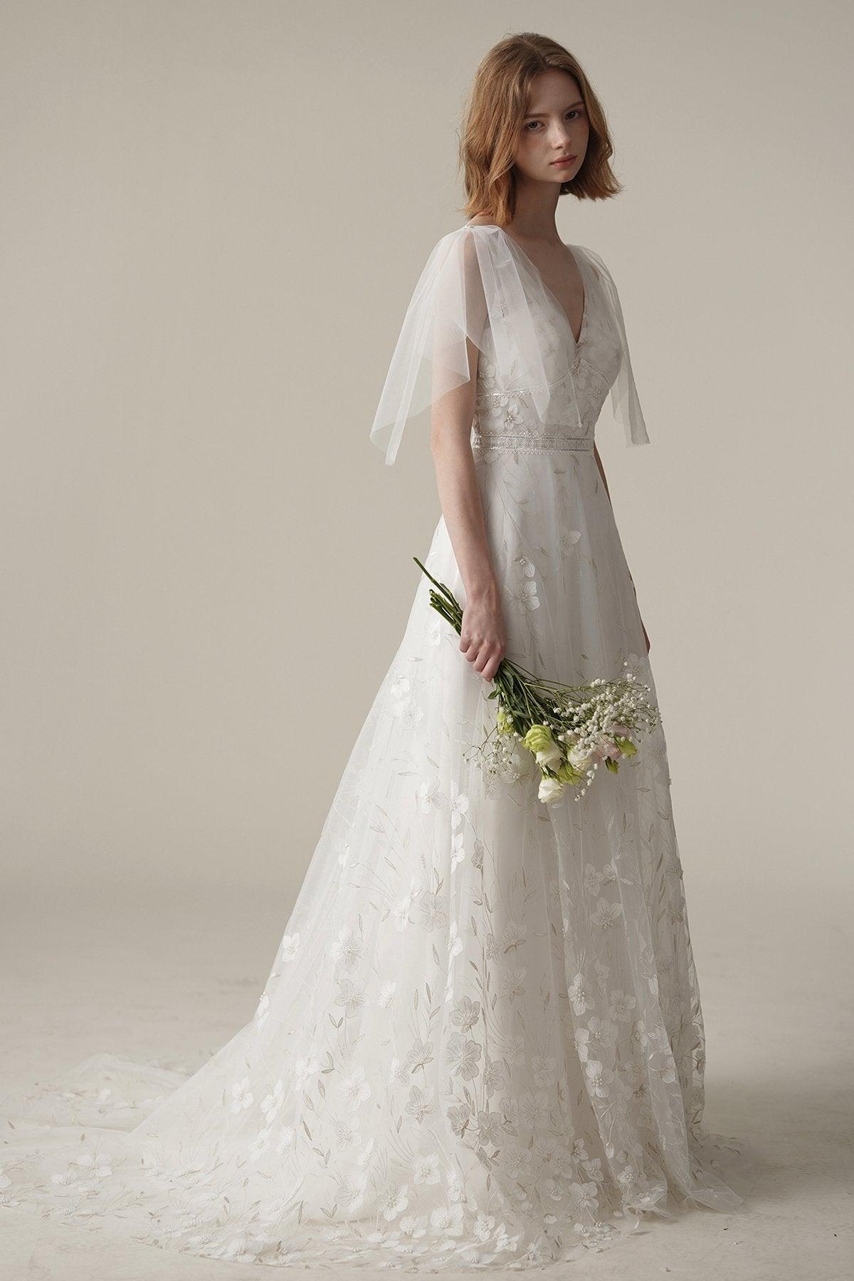A-Line Sweep-Brush Train Lace Tulle Wedding Dress CW3085 - COCOMELODY