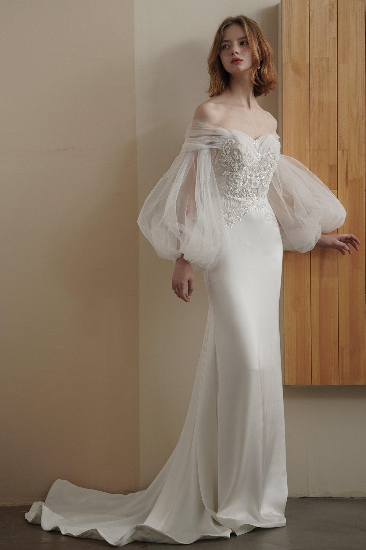 Trumpet-Mermaid Court Train Satin Wedding Dress CW3091 - COCOMELODY