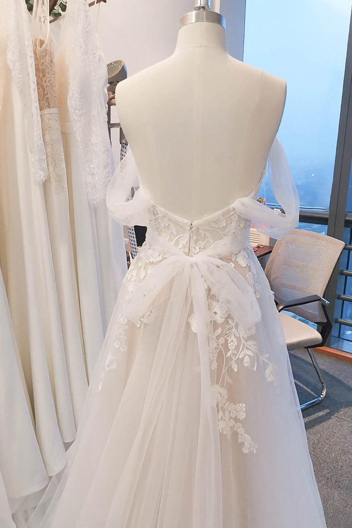 A-Line Sweep-Brush Train Lace Tulle Wedding Dress CW3114 - COCOMELODY